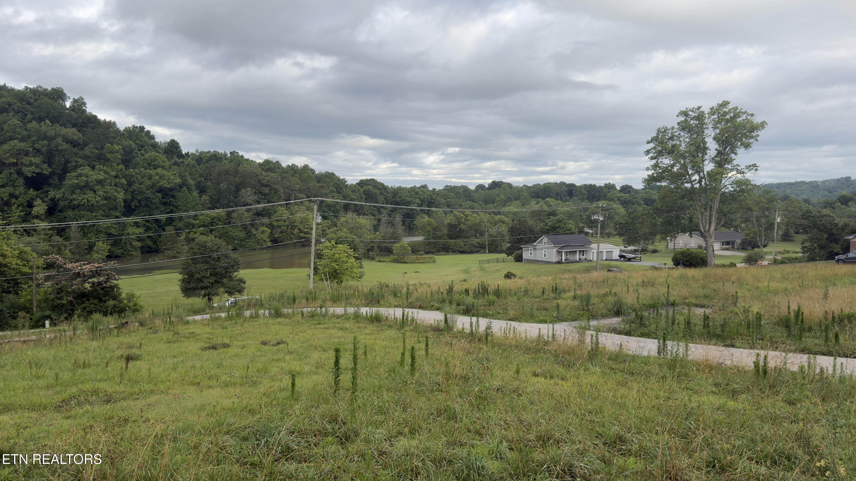 2662 Louisville Road Maryville TN 37801