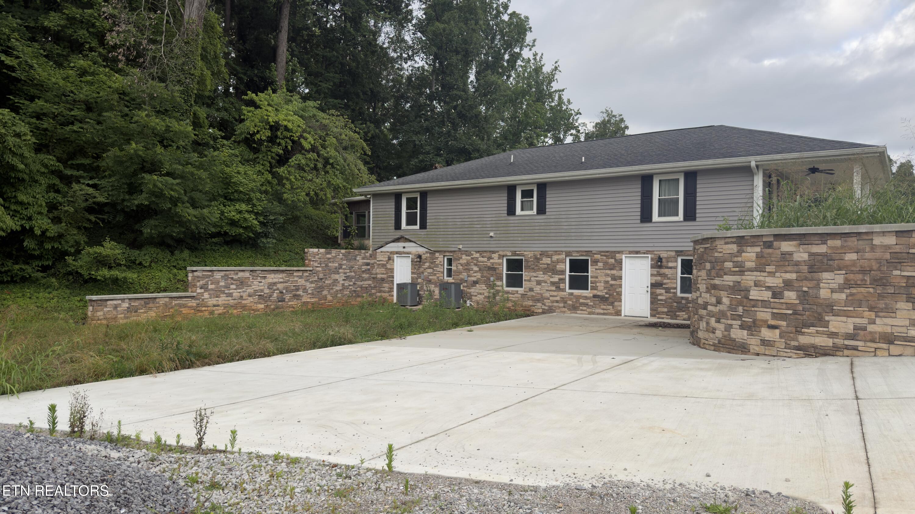 2662 Louisville Road Maryville TN 37801