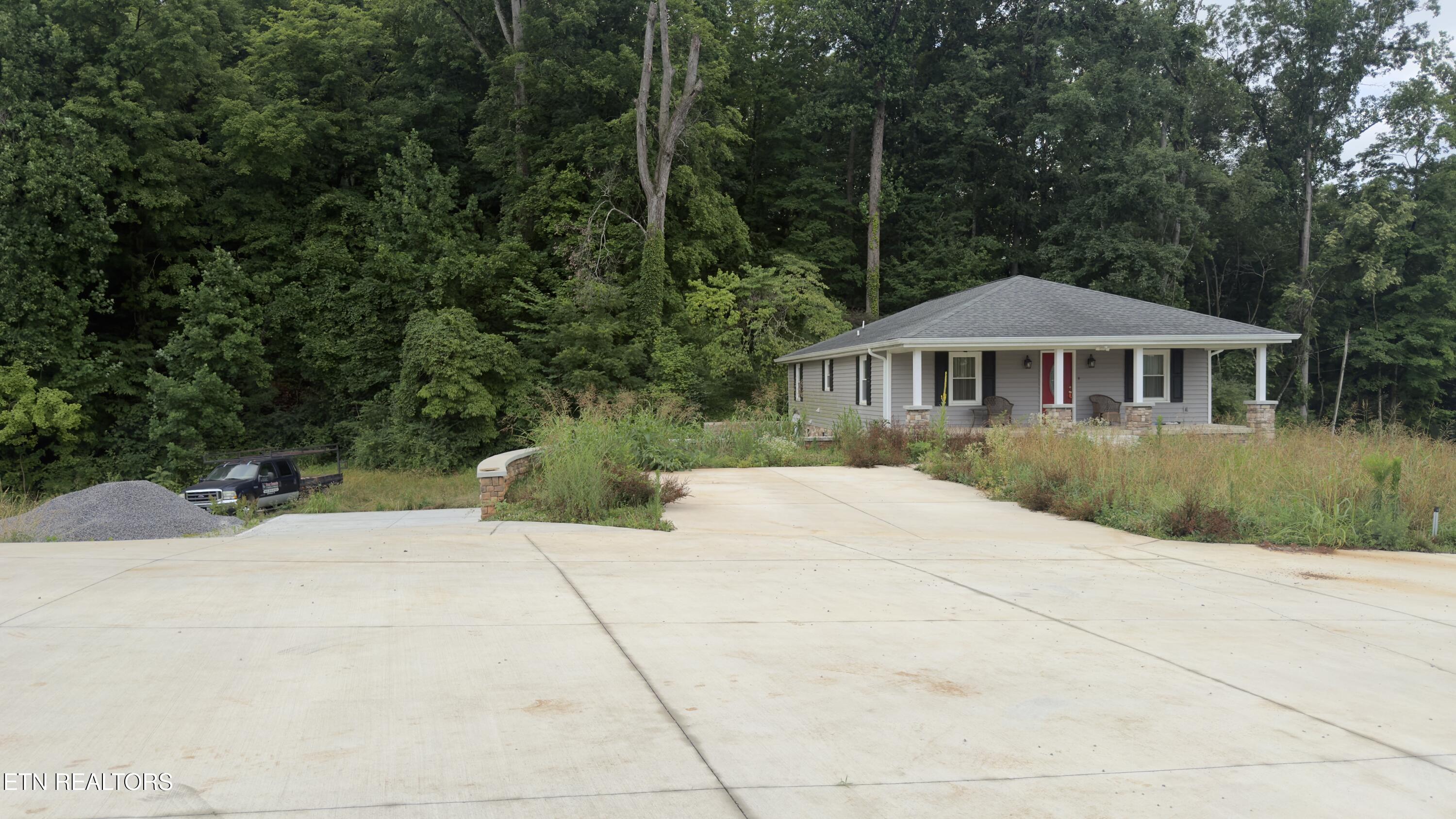2662 Louisville Road Maryville TN 37801