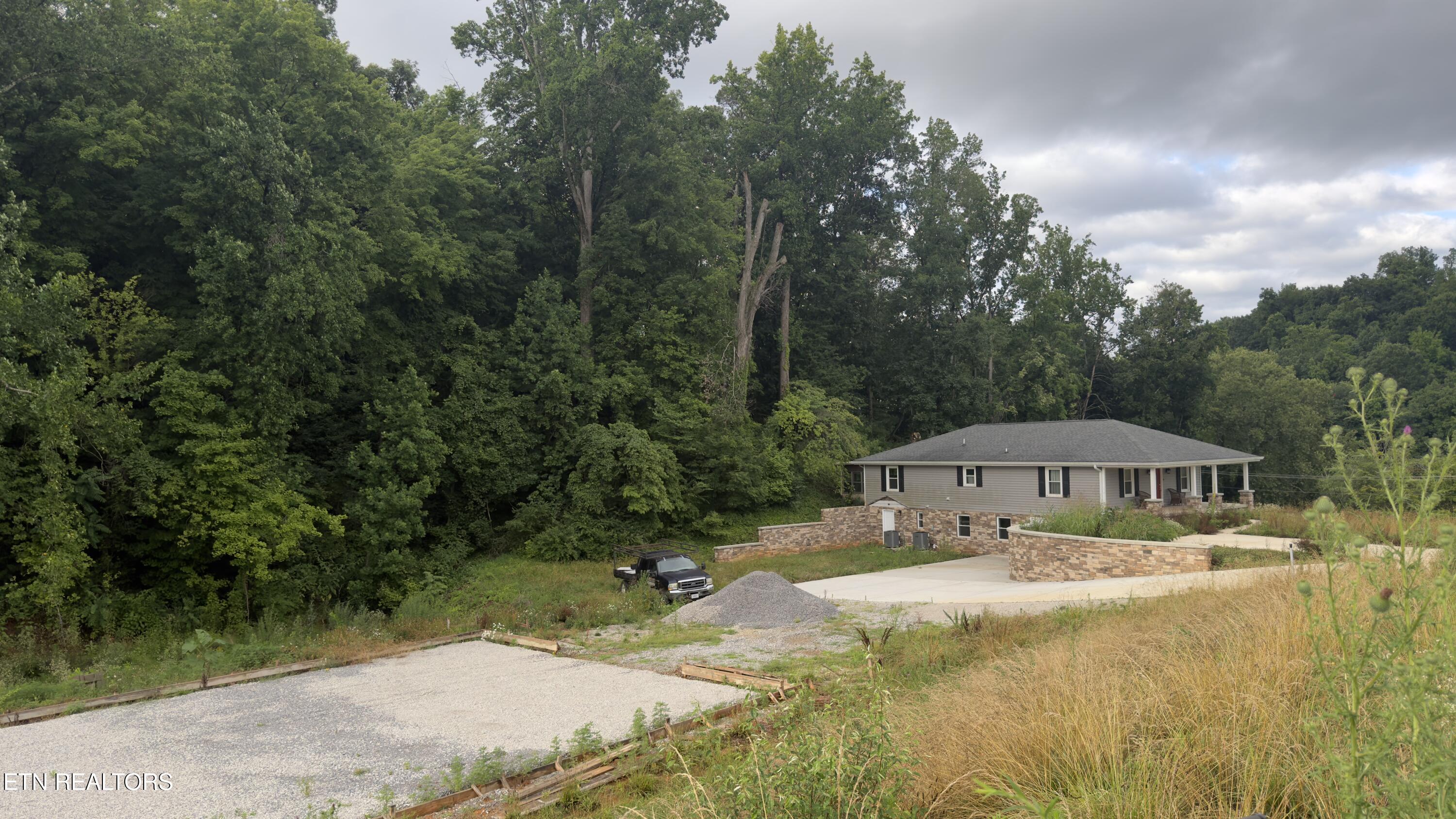 2662 Louisville Road Maryville TN 37801