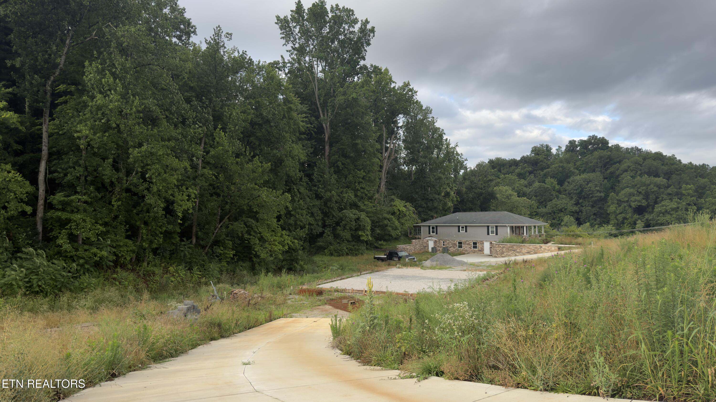 2662 Louisville Road Maryville TN 37801