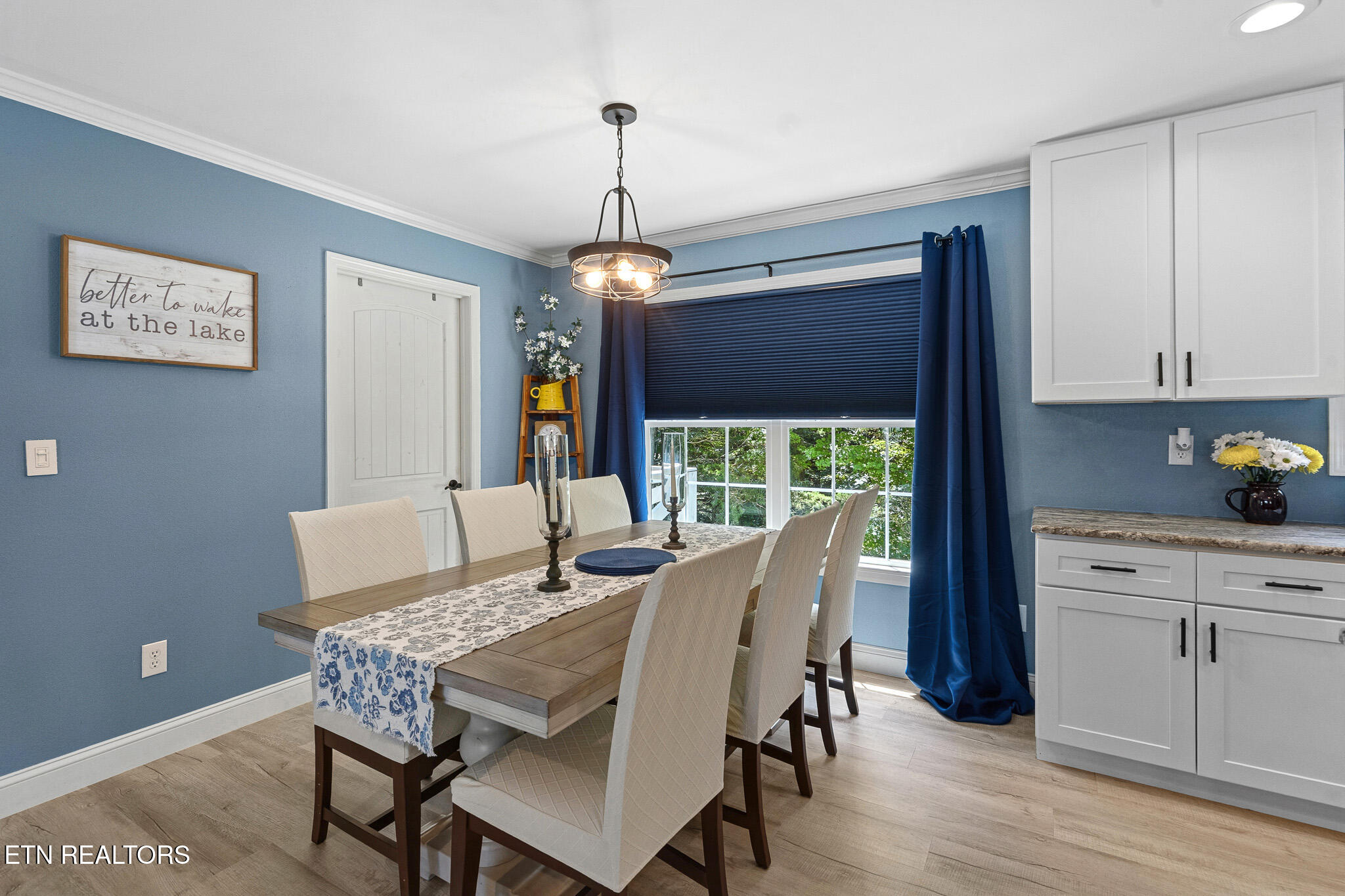 2023 Paradise Hills Road Dandridge TN 37725