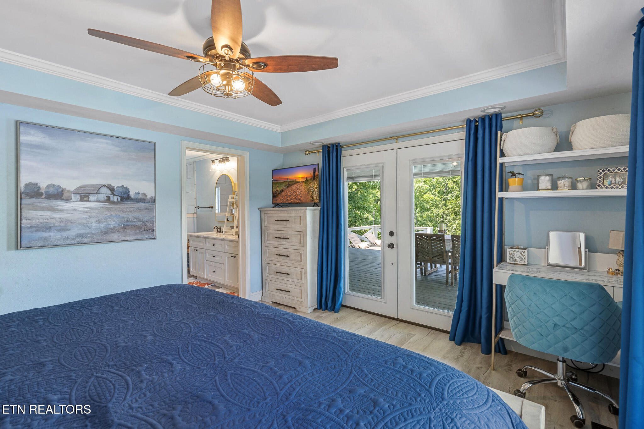 2023 Paradise Hills Road Dandridge TN 37725