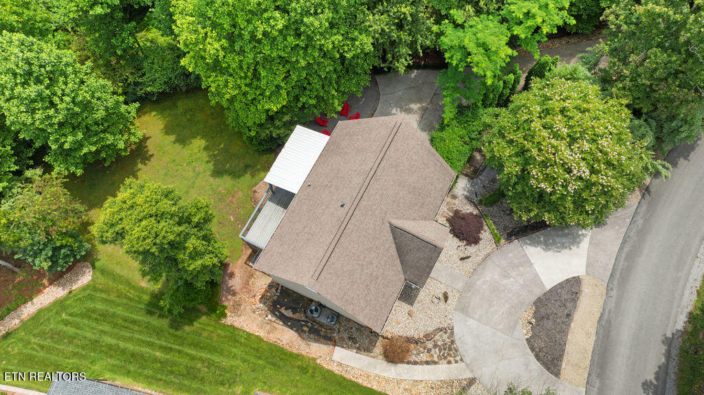 210 Wahuhu Lane Loudon TN 37774