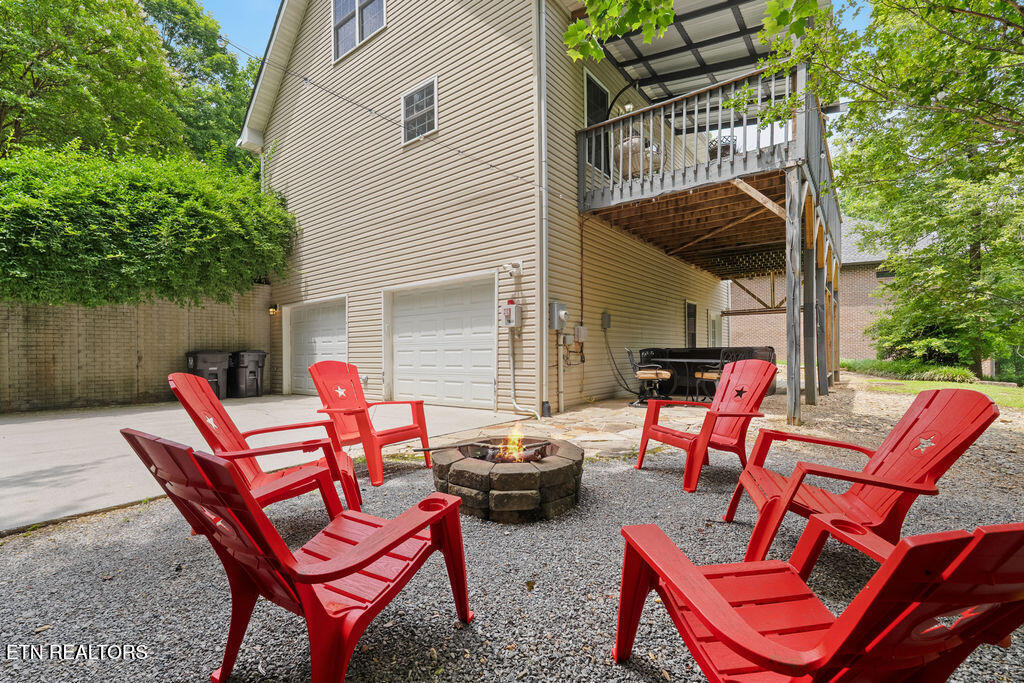 210 Wahuhu Lane Loudon TN 37774
