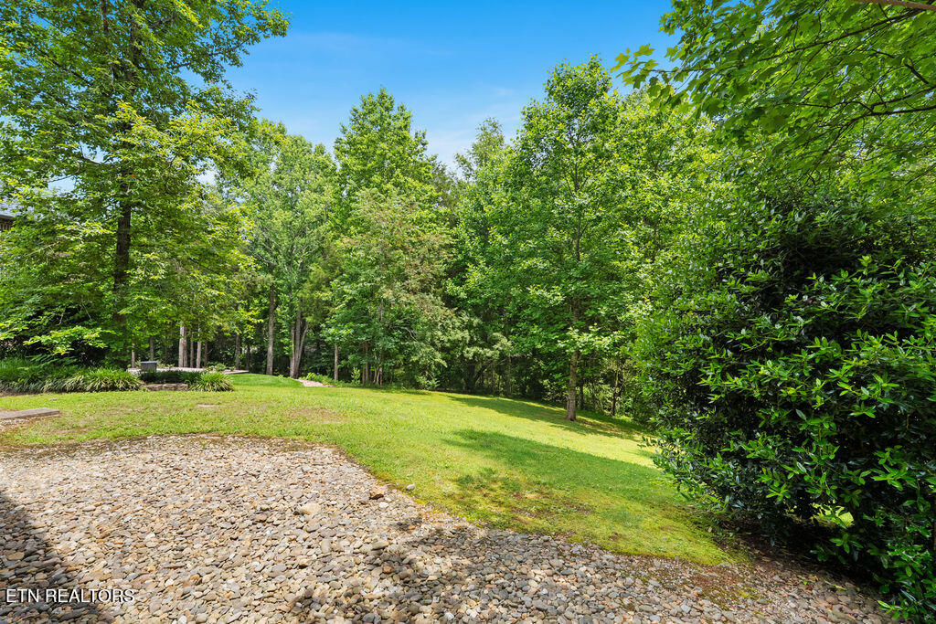 210 Wahuhu Lane Loudon TN 37774