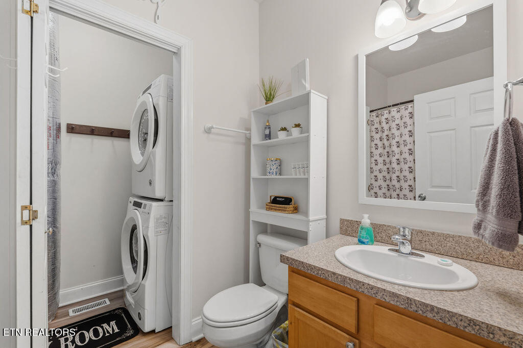 210 Wahuhu Lane Loudon TN 37774