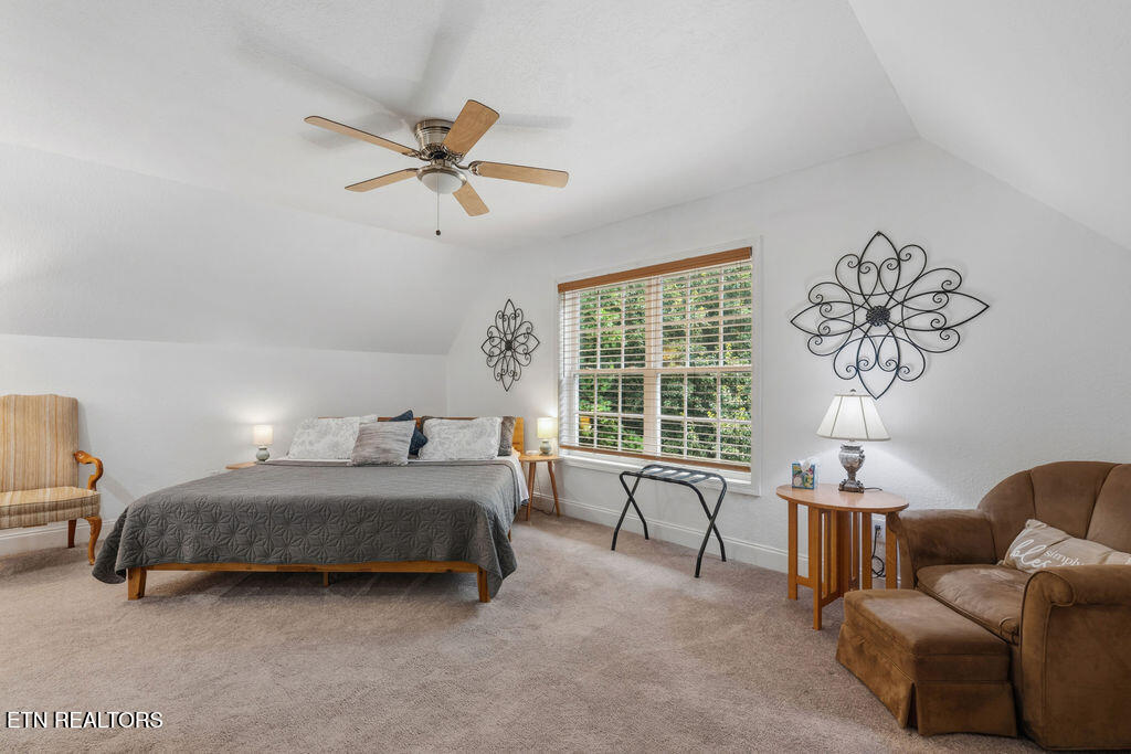 210 Wahuhu Lane Loudon TN 37774