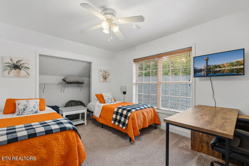 210 Wahuhu Lane Loudon TN 37774