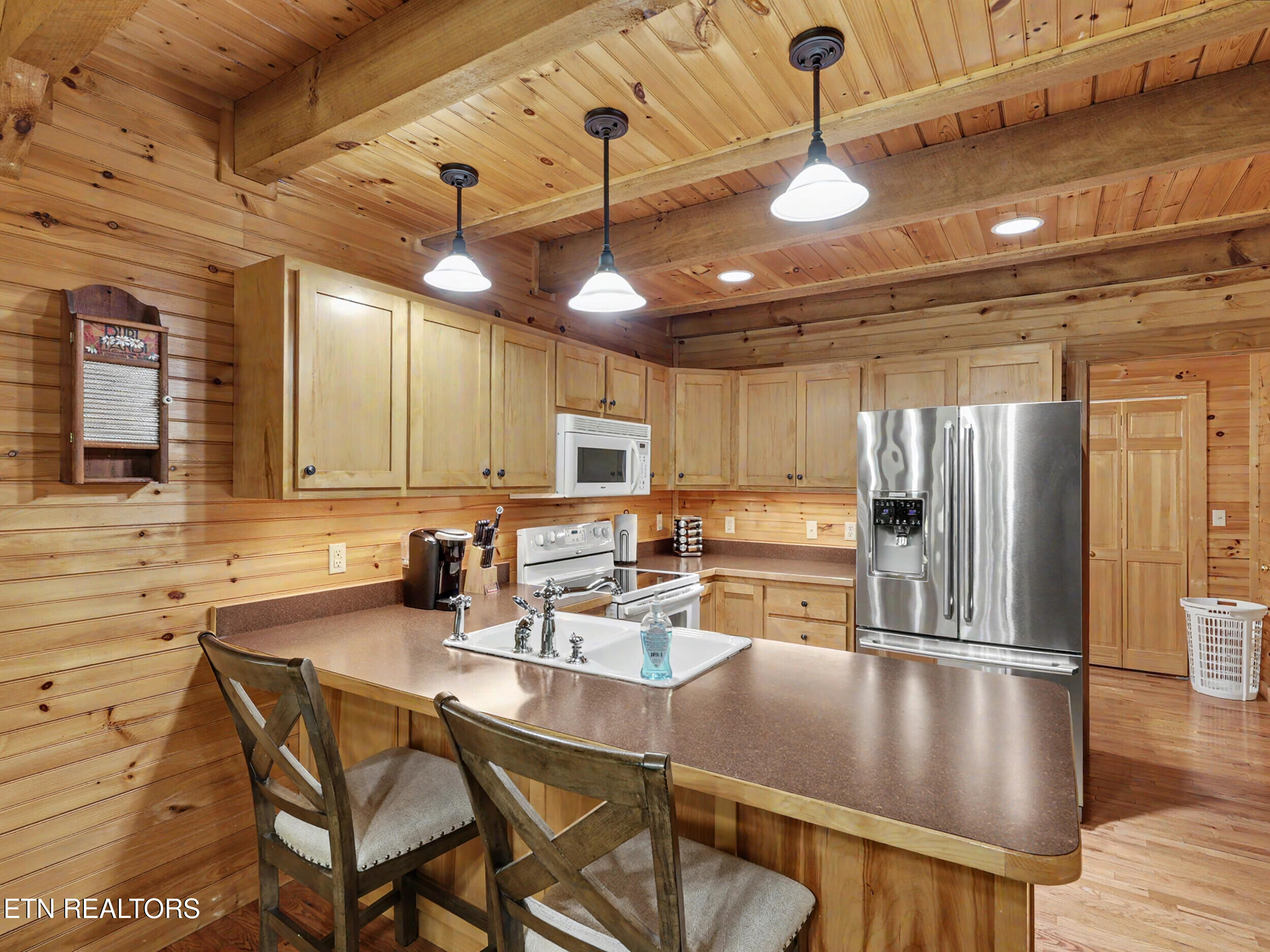 1006 Dry Valley Road Townsend TN 37882