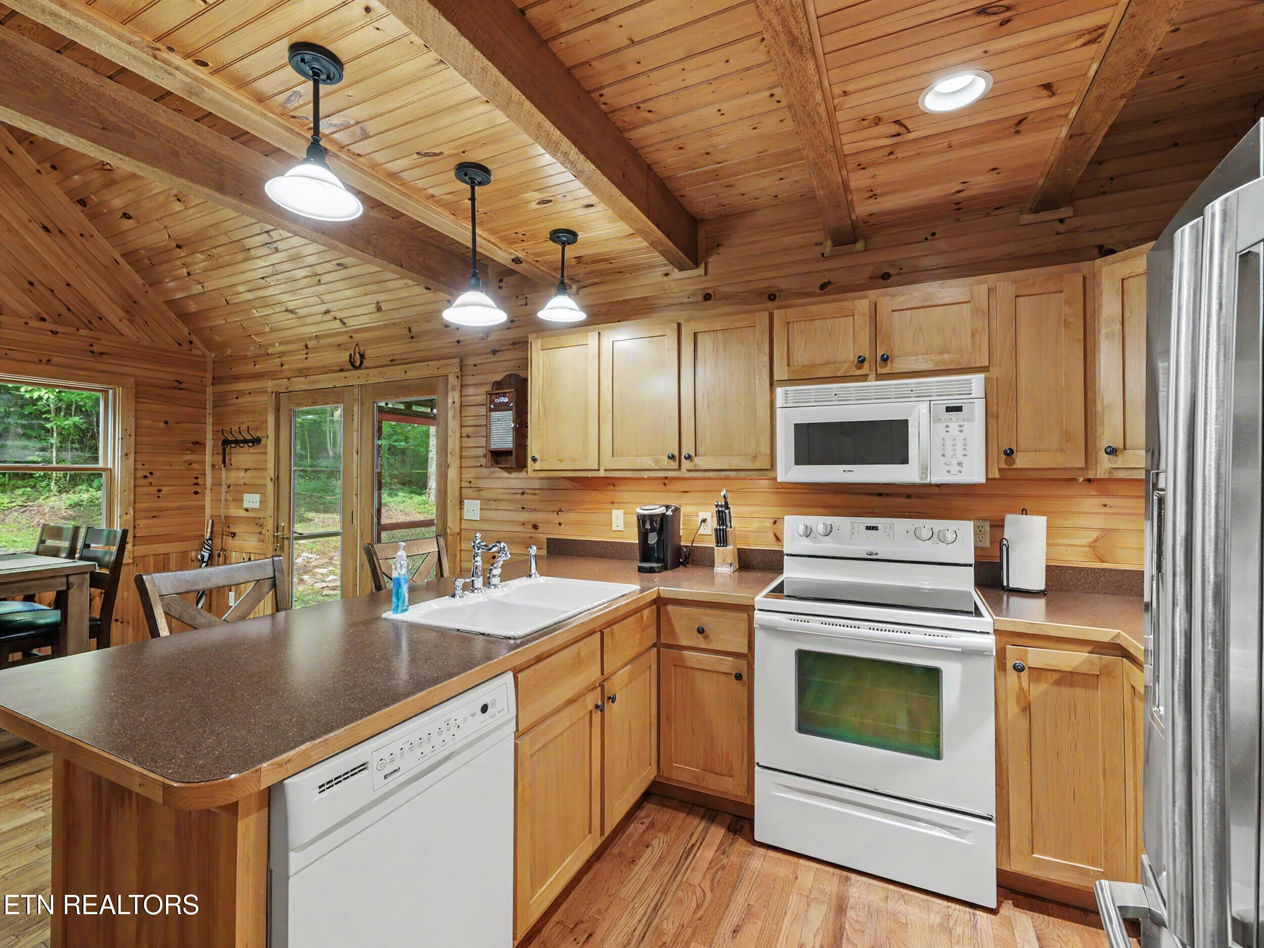 1006 Dry Valley Road Townsend TN 37882