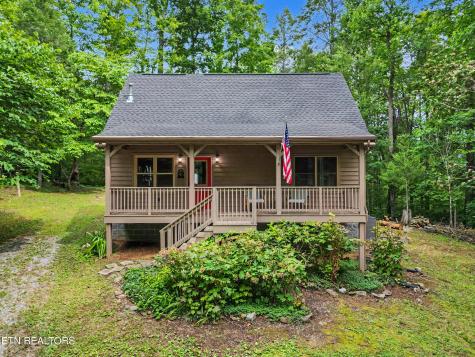 1006 Dry Valley Road Townsend TN 37882