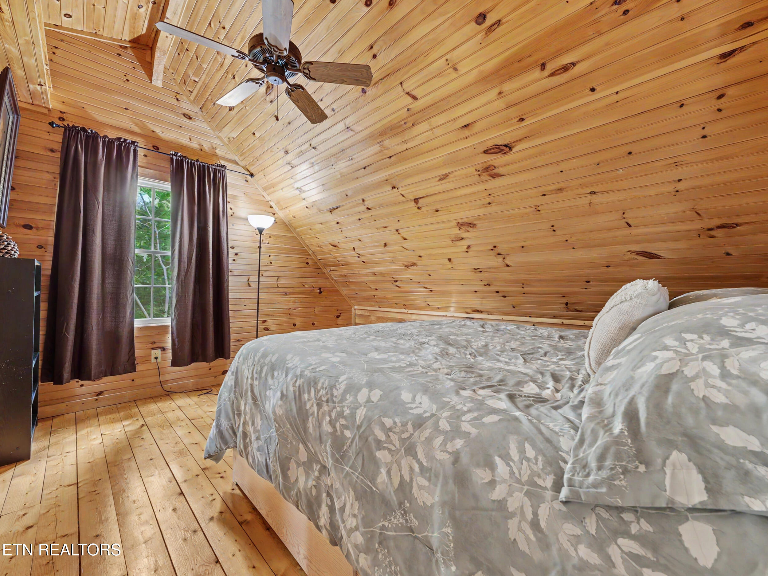 1006 Dry Valley Road Townsend TN 37882