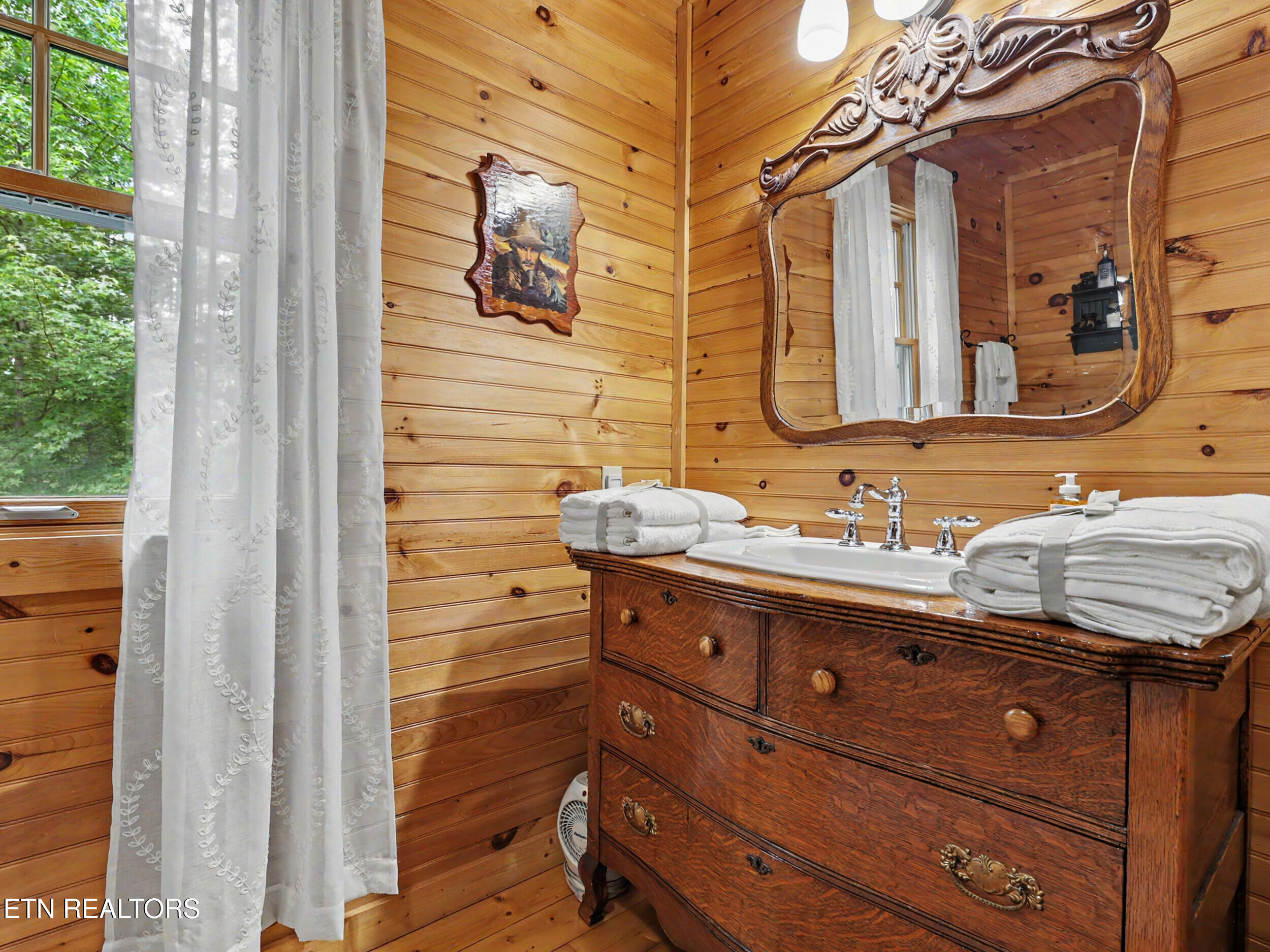 1006 Dry Valley Road Townsend TN 37882