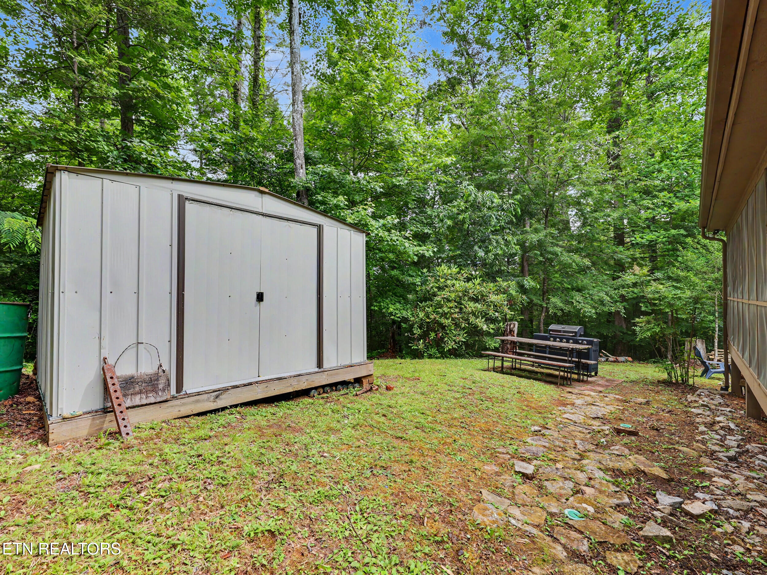1006 Dry Valley Road Townsend TN 37882