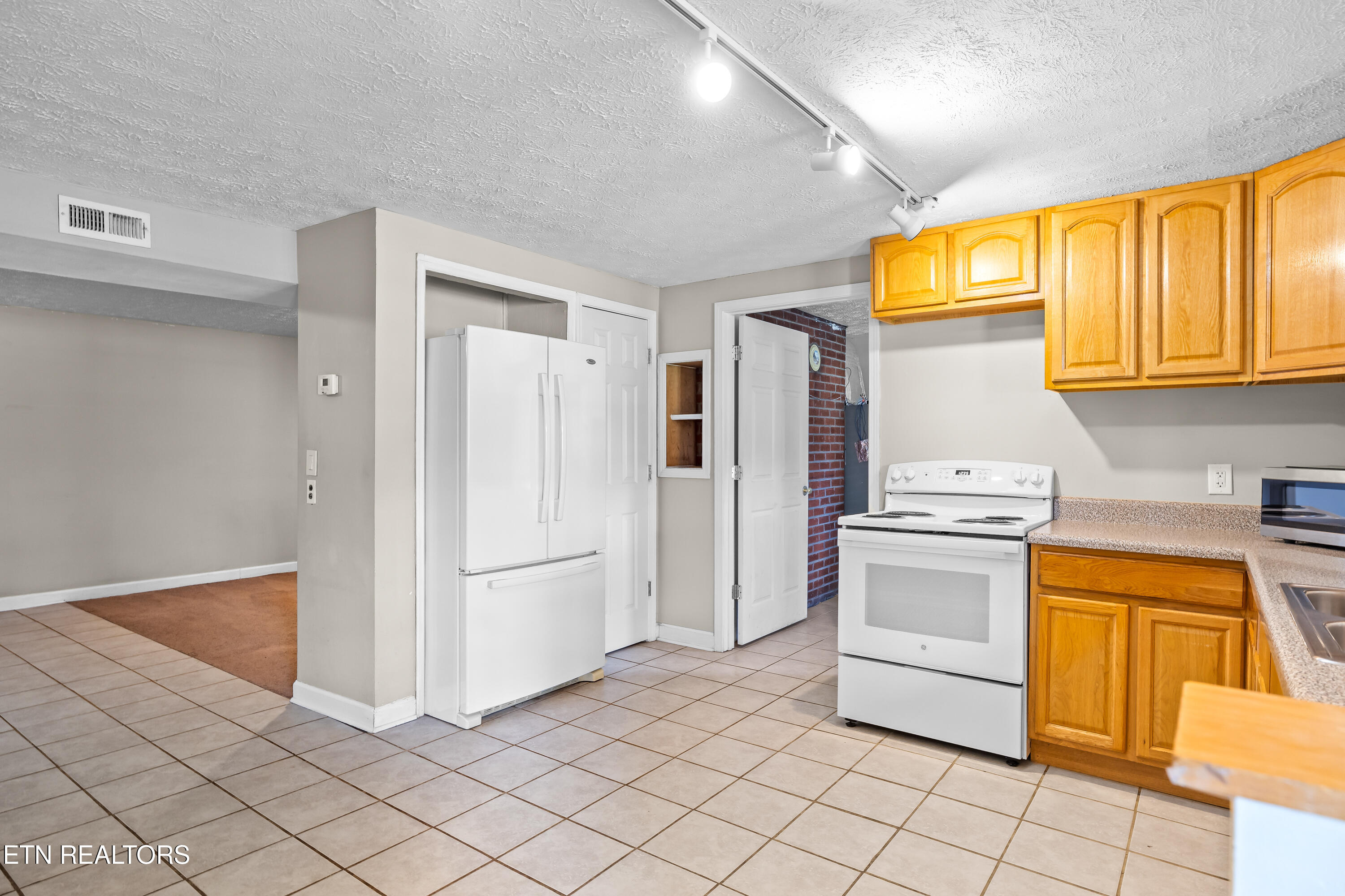 911 Tipton Station Road Knoxville TN 37920