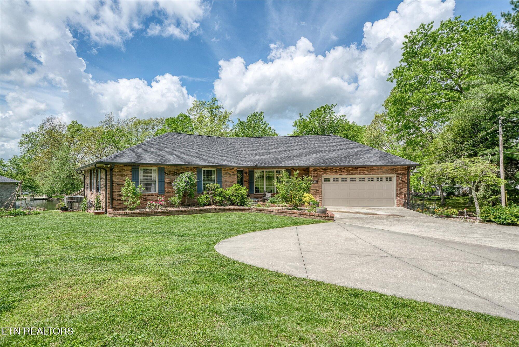 2012 Cravens Drive Crossville TN 38572