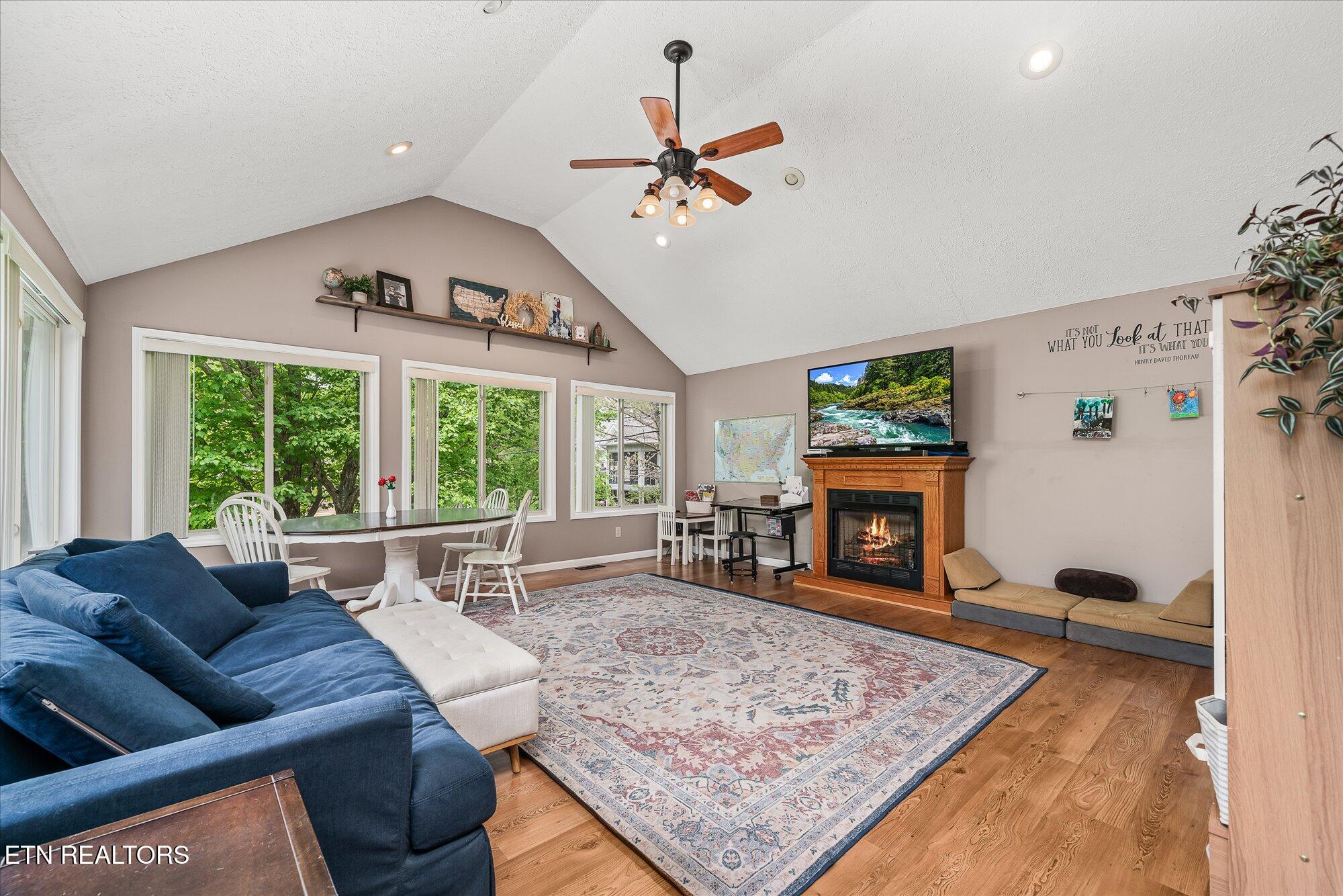 2012 Cravens Drive Crossville TN 38572