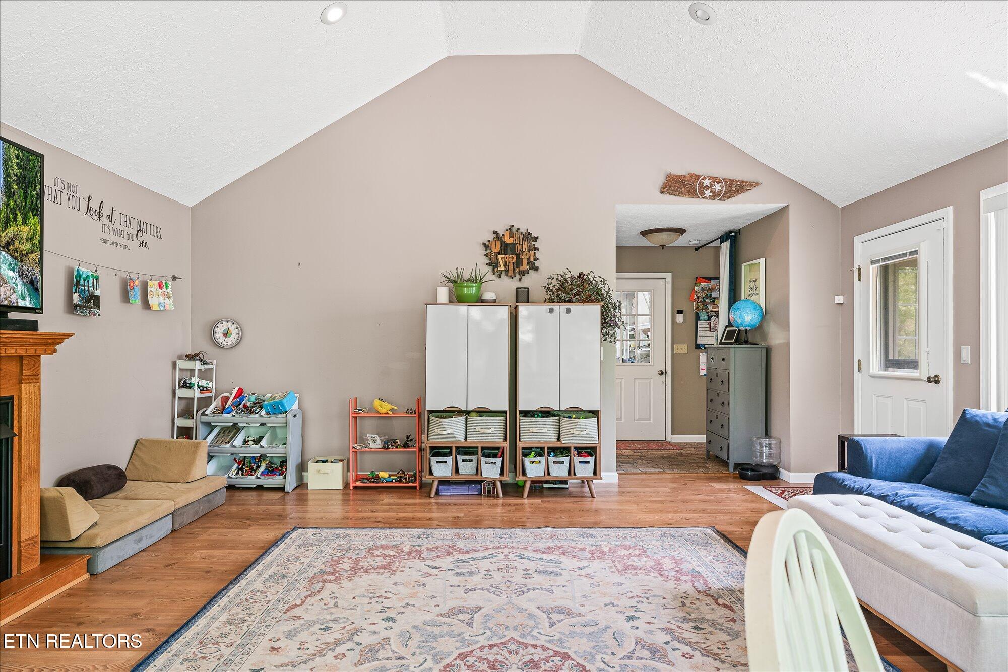 2012 Cravens Drive Crossville TN 38572