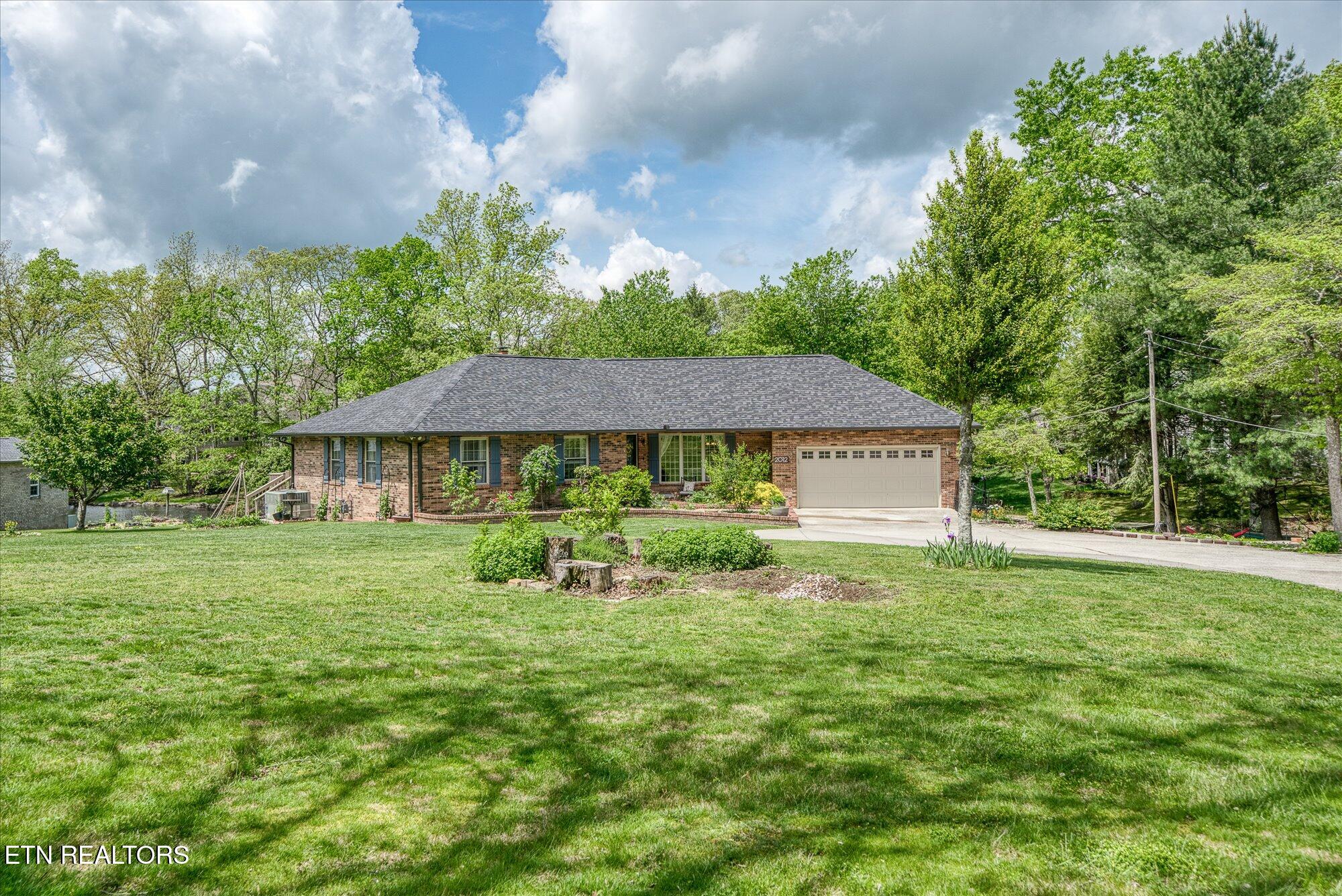 2012 Cravens Drive Crossville TN 38572