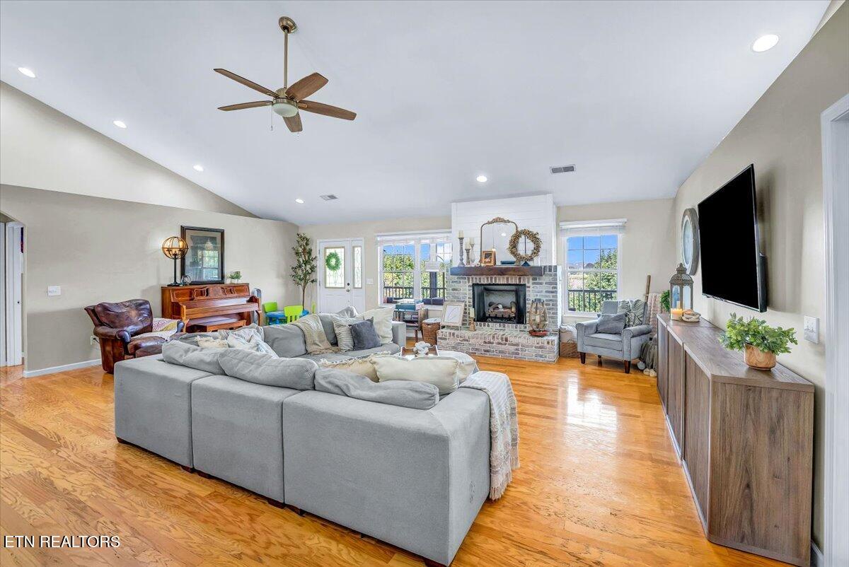 2168 Summerfield Lane Sevierville TN 37876