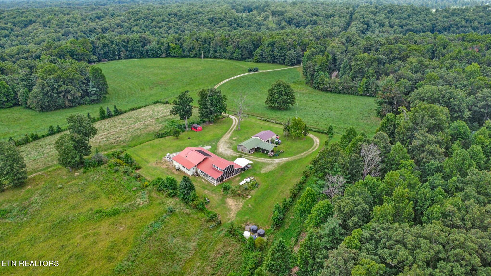 252 Carlie Lane Deer Lodge TN 37726