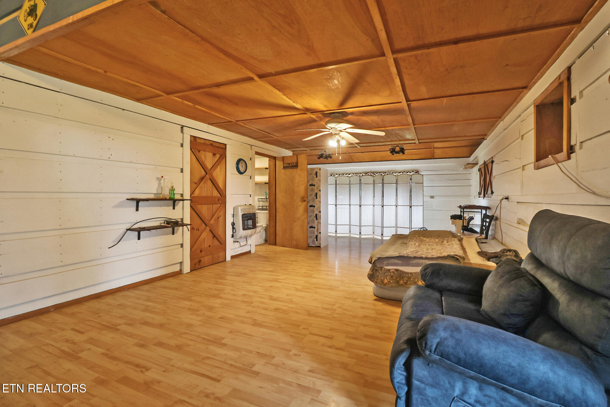 252 Carlie Lane Deer Lodge TN 37726
