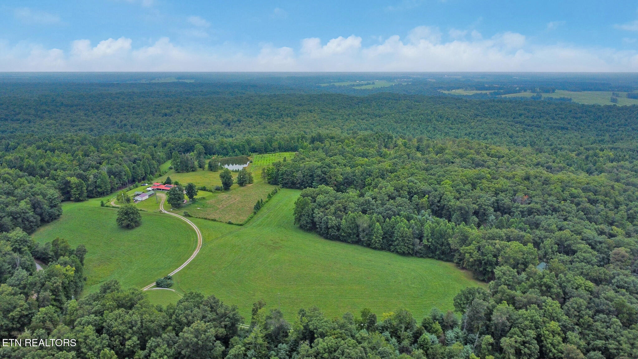 252 Carlie Lane Deer Lodge TN 37726