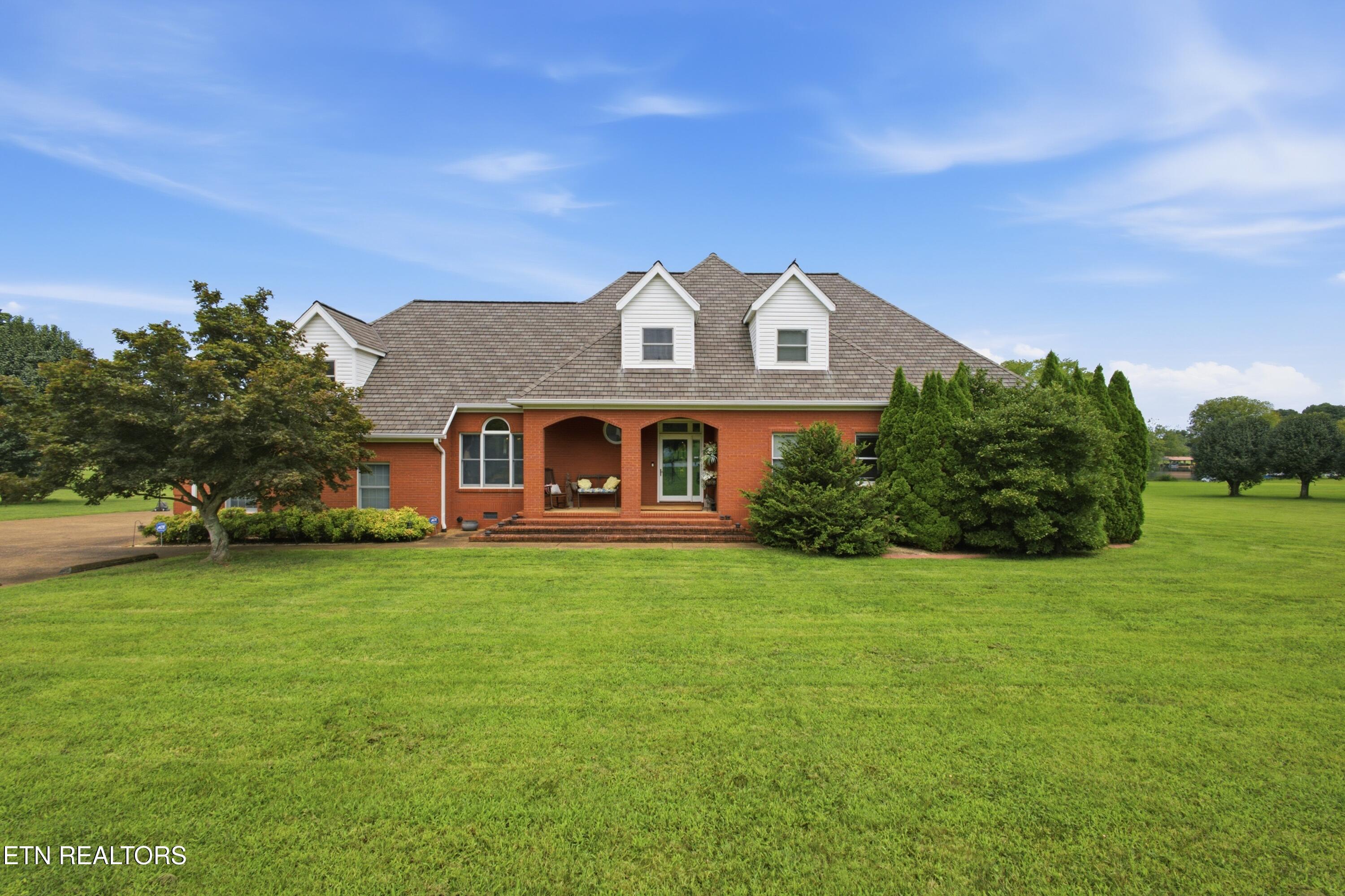 662 River Road Kingston TN 37763