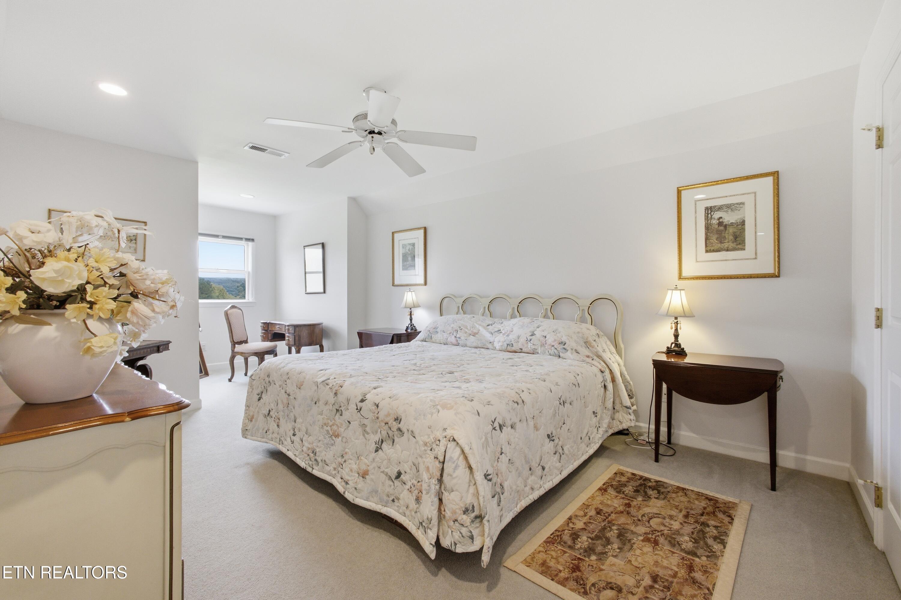 662 River Road Kingston TN 37763