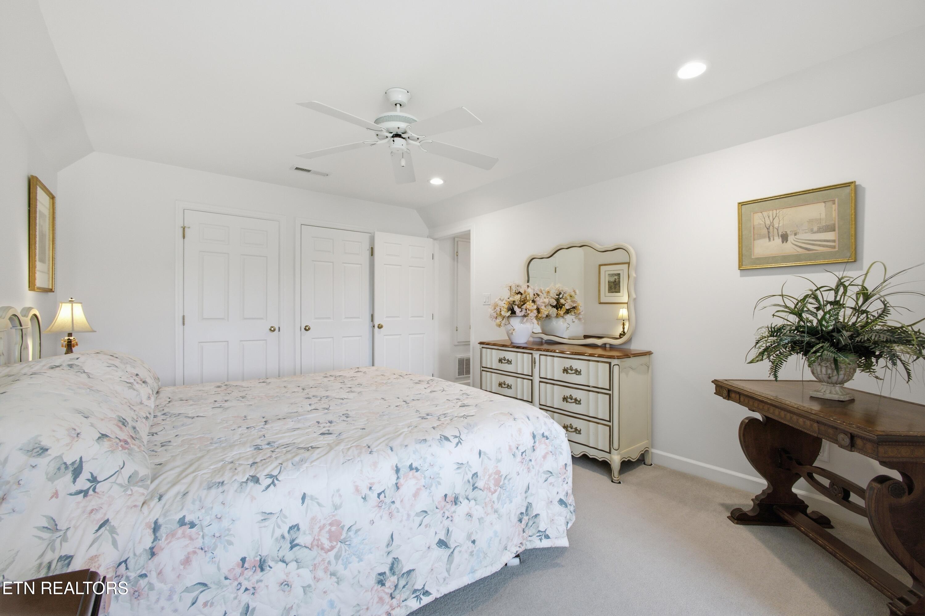662 River Road Kingston TN 37763