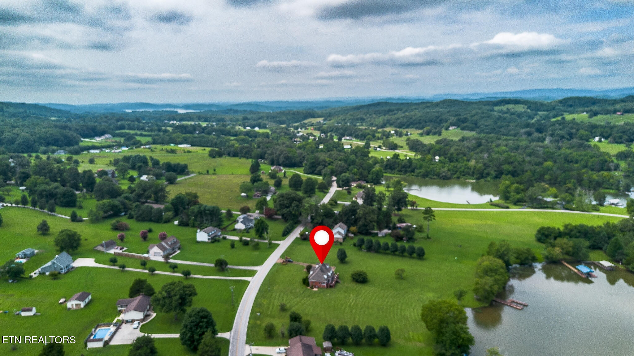 662 River Road Kingston TN 37763