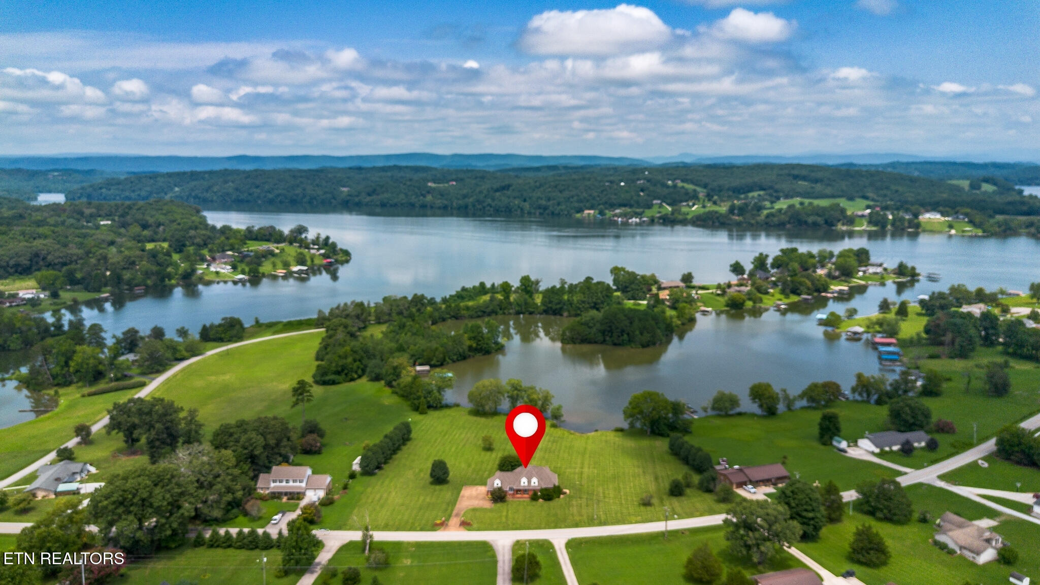 662 River Road Kingston TN 37763