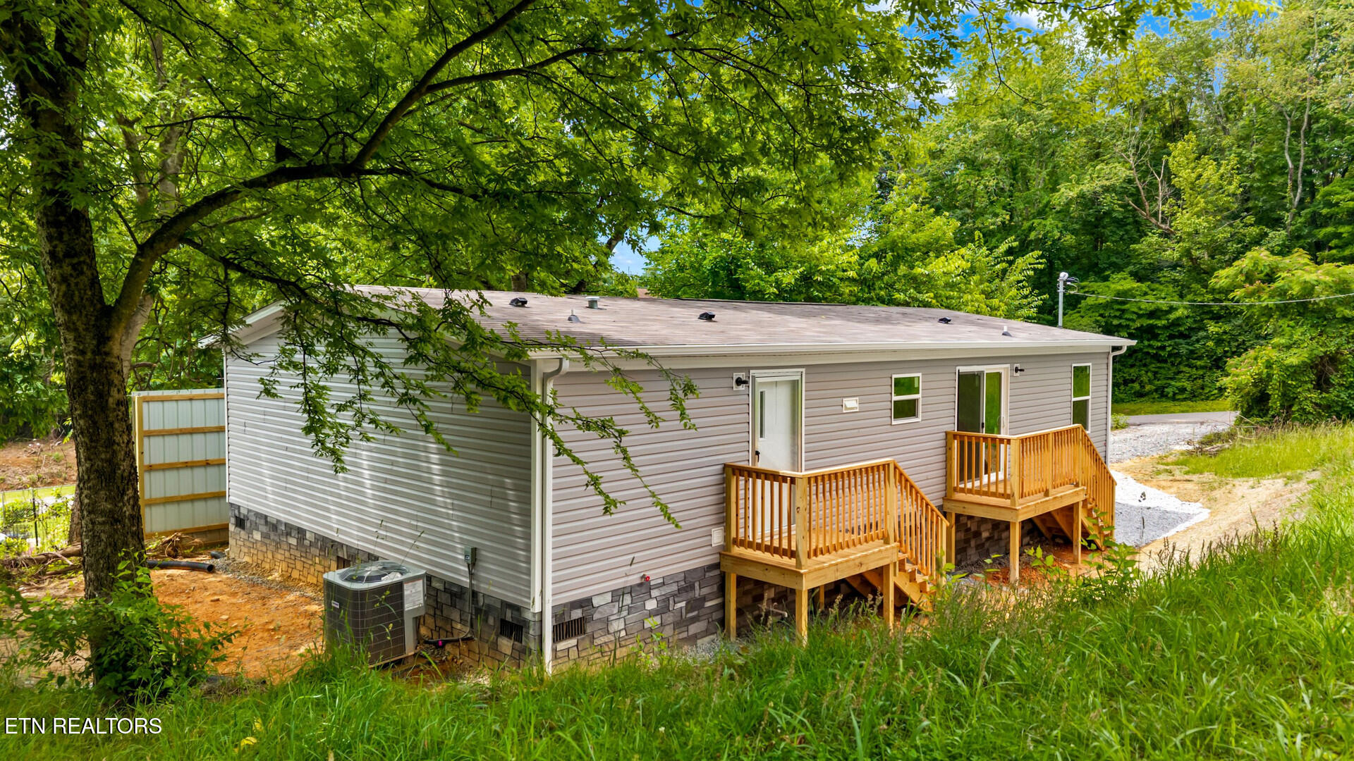 591 Freeman Avenue Newport TN 37821