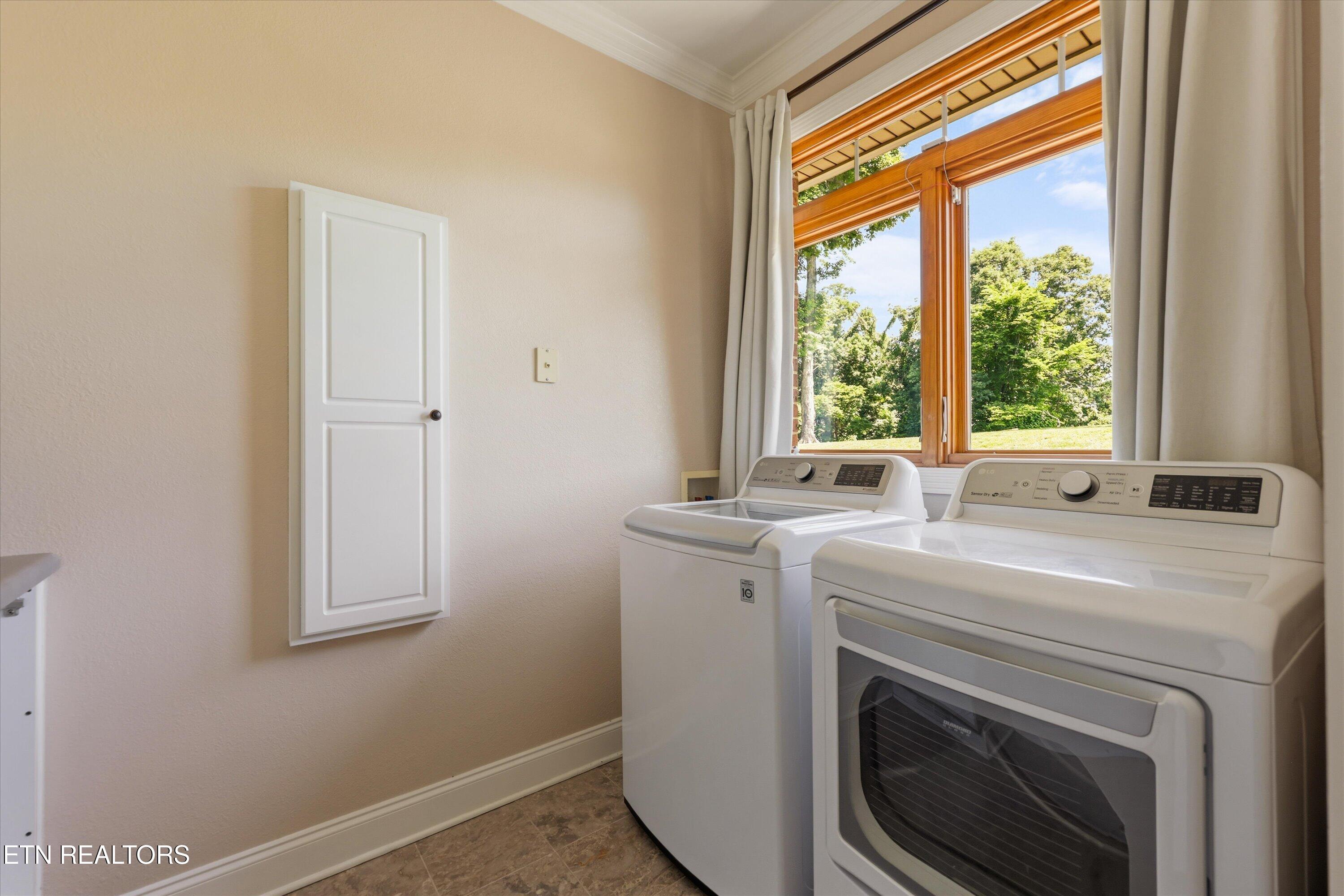 176 Apple Tree Drive Clinton TN 37716