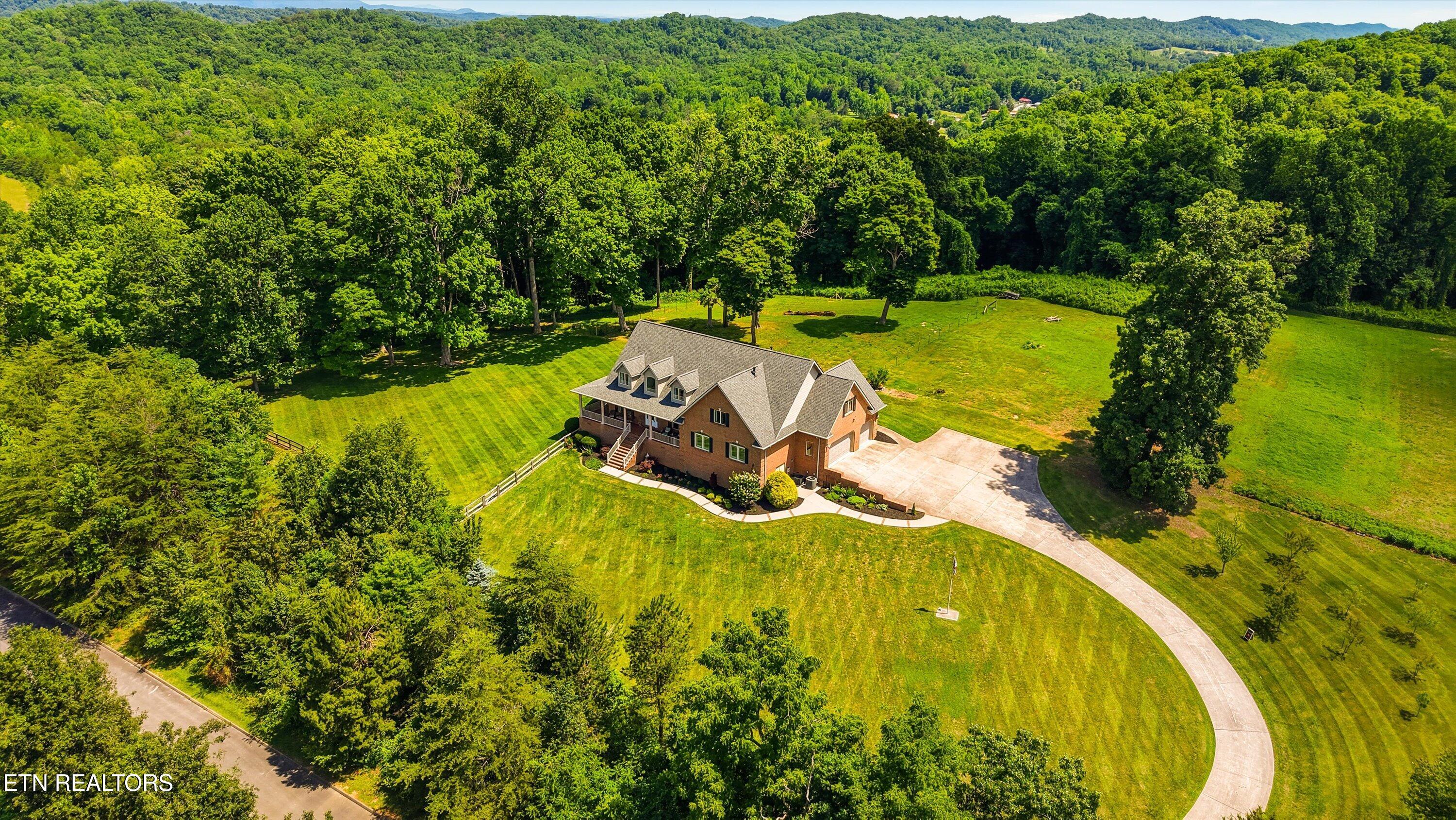 176 Apple Tree Drive Clinton TN 37716