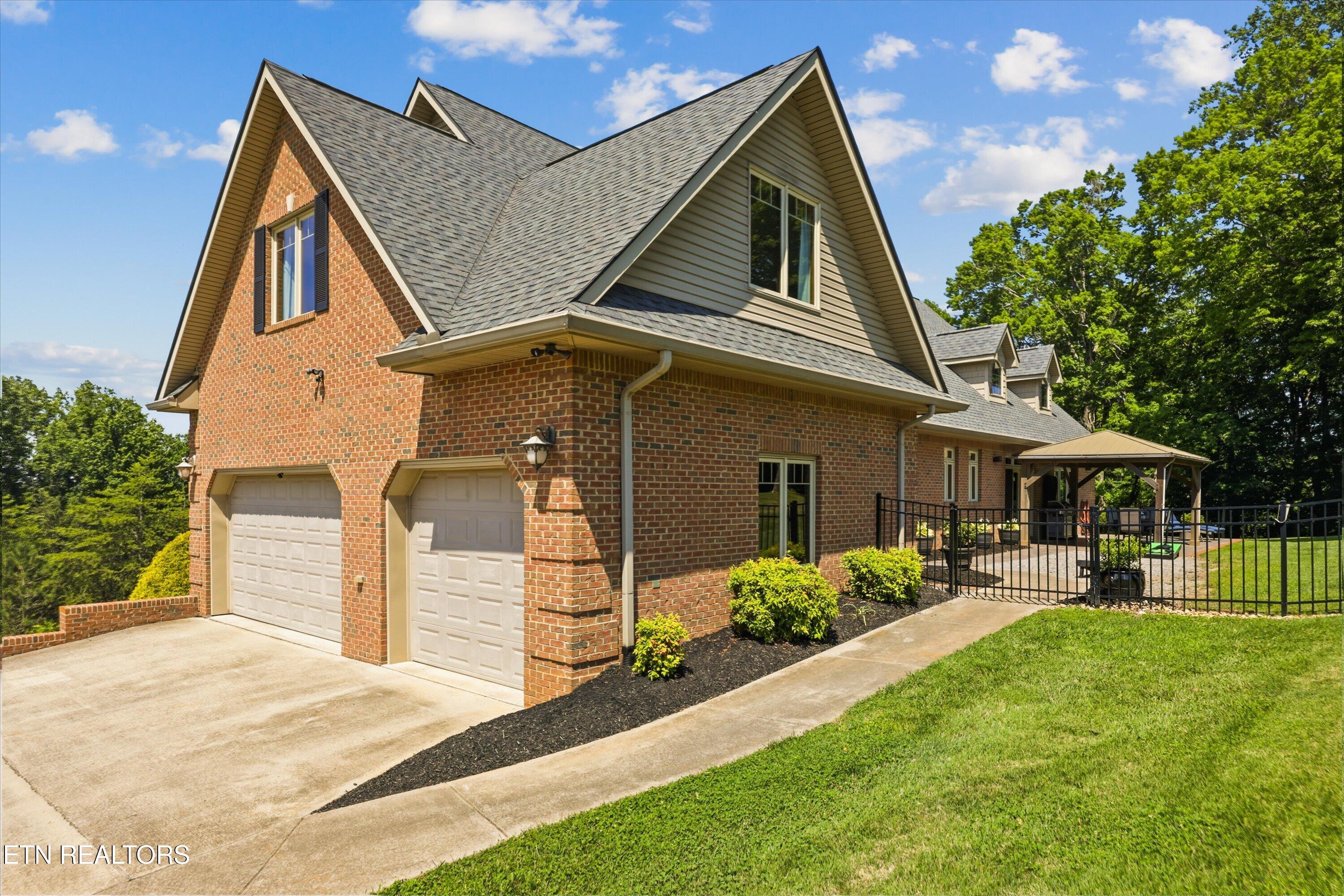 176 Apple Tree Drive Clinton TN 37716