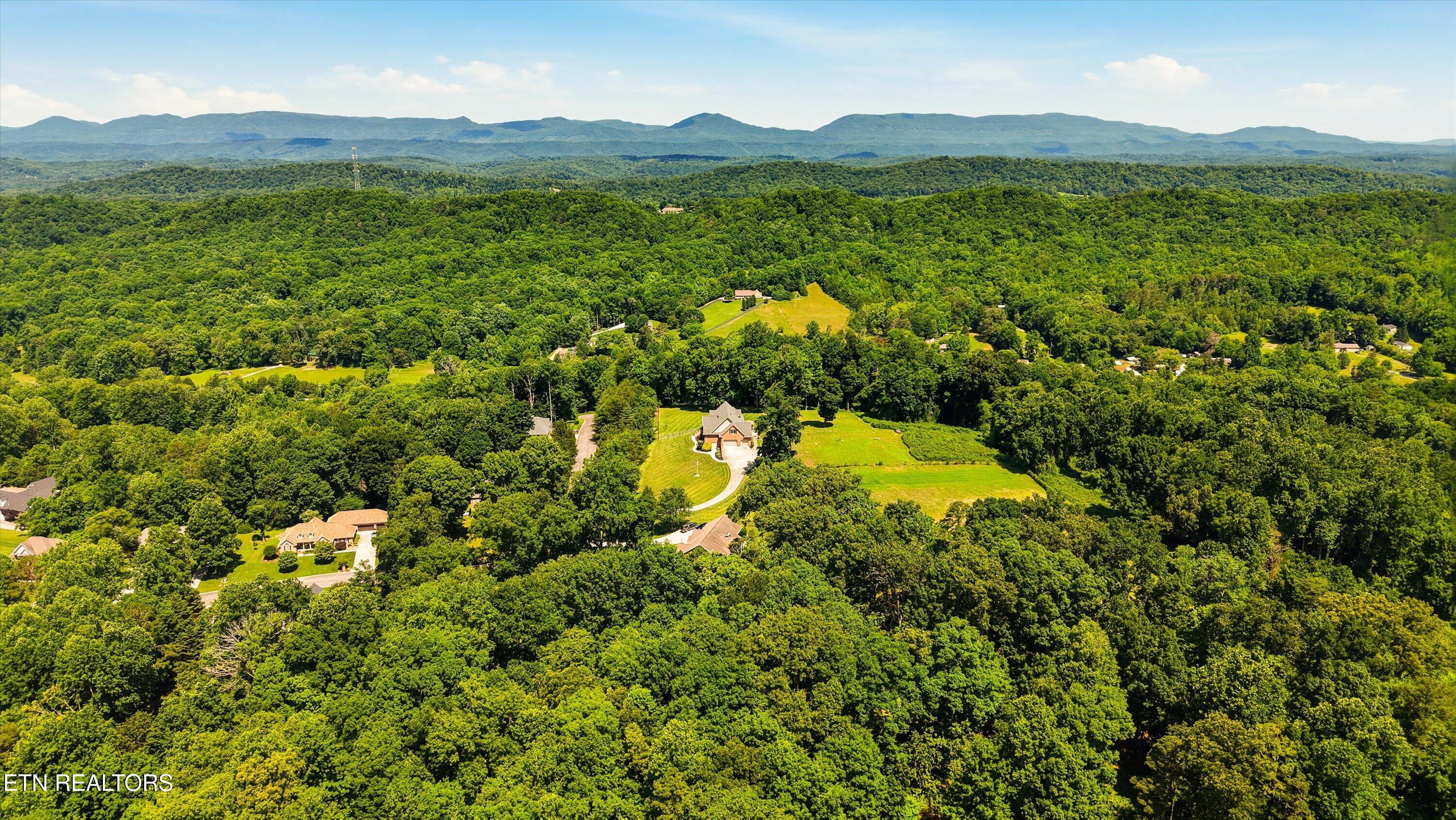 176 Apple Tree Drive Clinton TN 37716