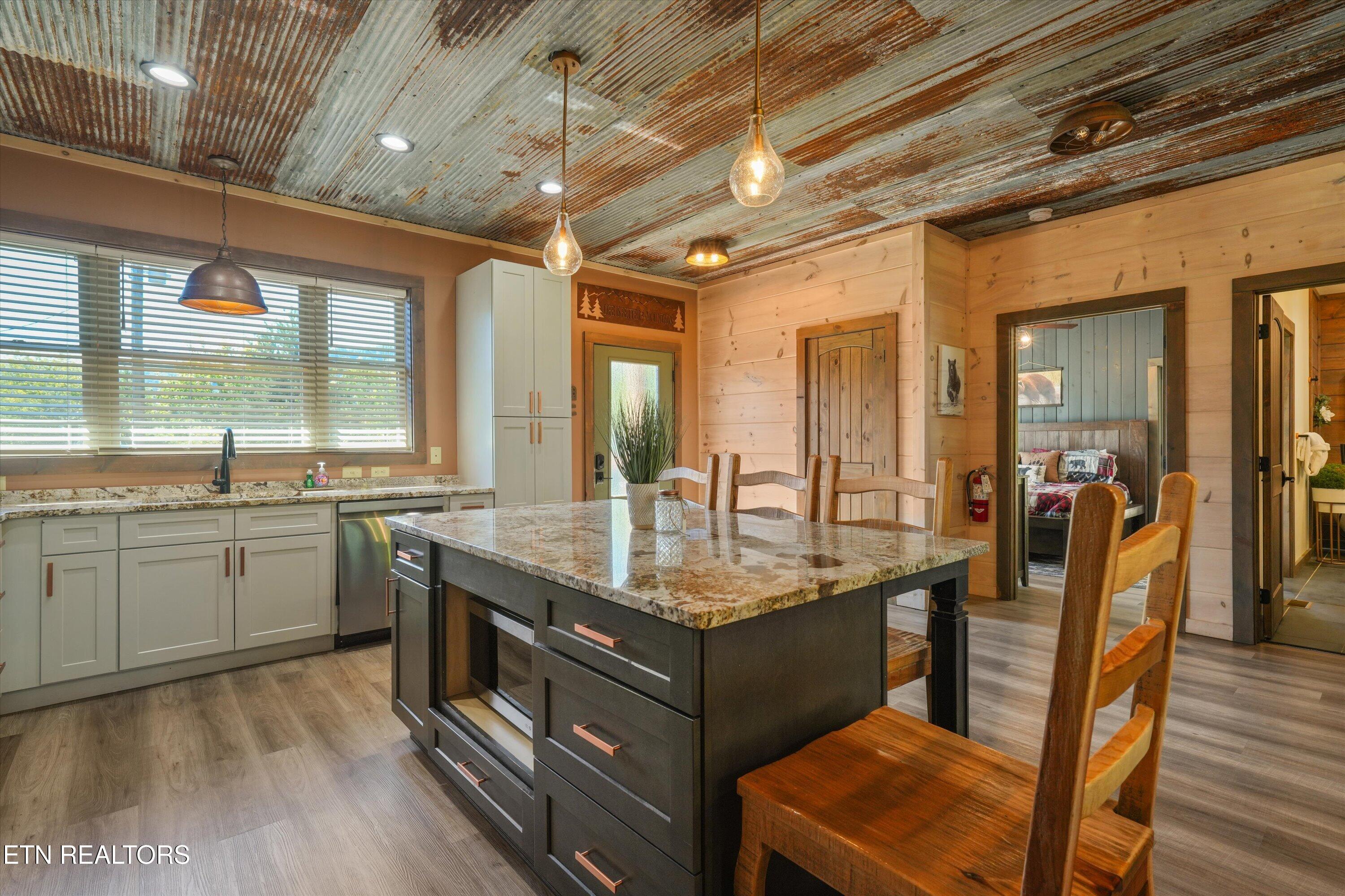 1706 Pinestand Ridge Way Sevierville TN 37862