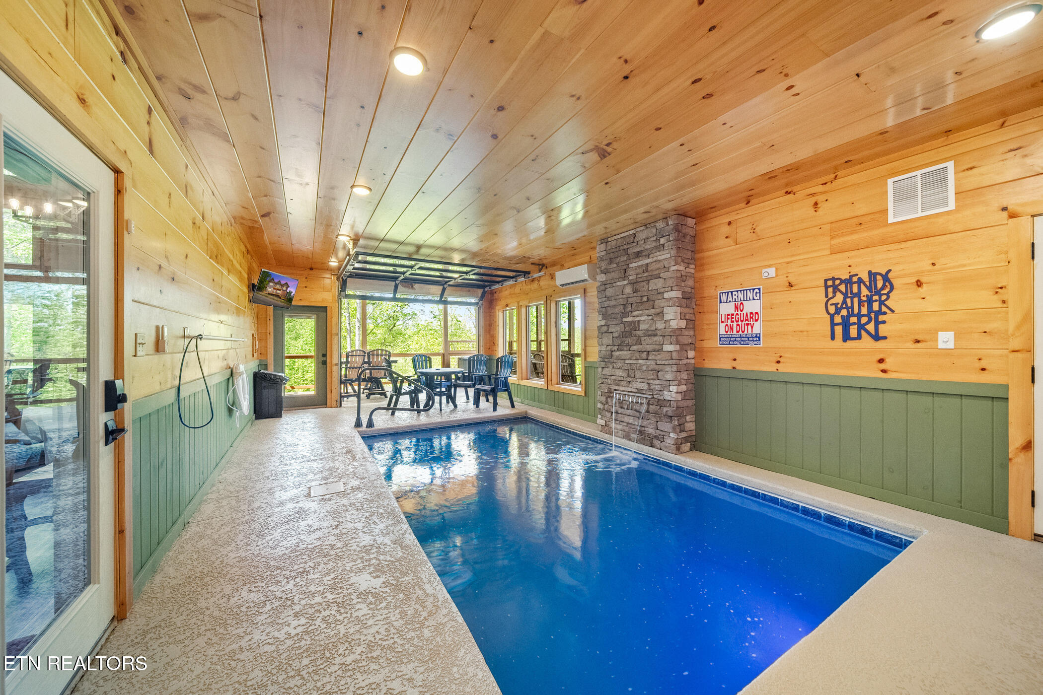 1706 Pinestand Ridge Way Sevierville TN 37862