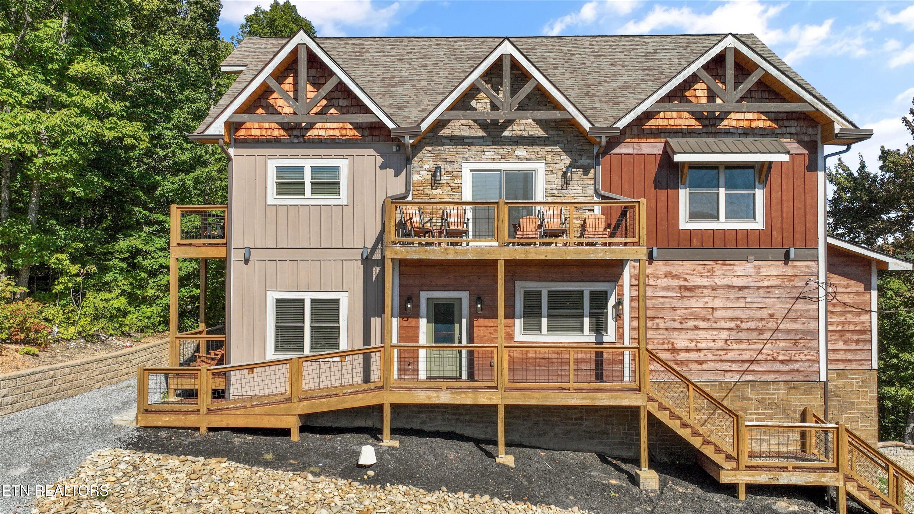 1706 Pinestand Ridge Way Sevierville TN 37862
