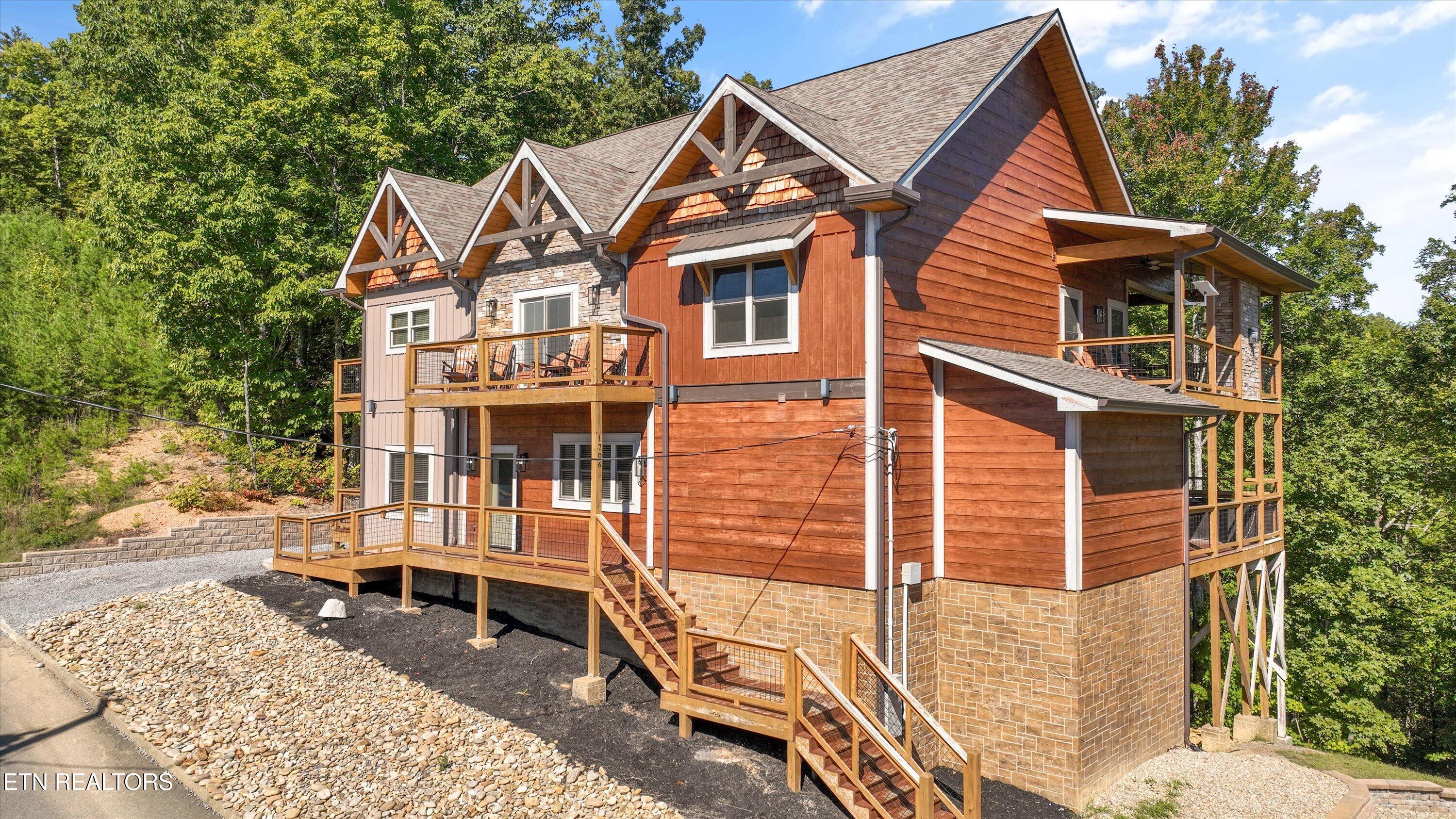 1706 Pinestand Ridge Way Sevierville TN 37862