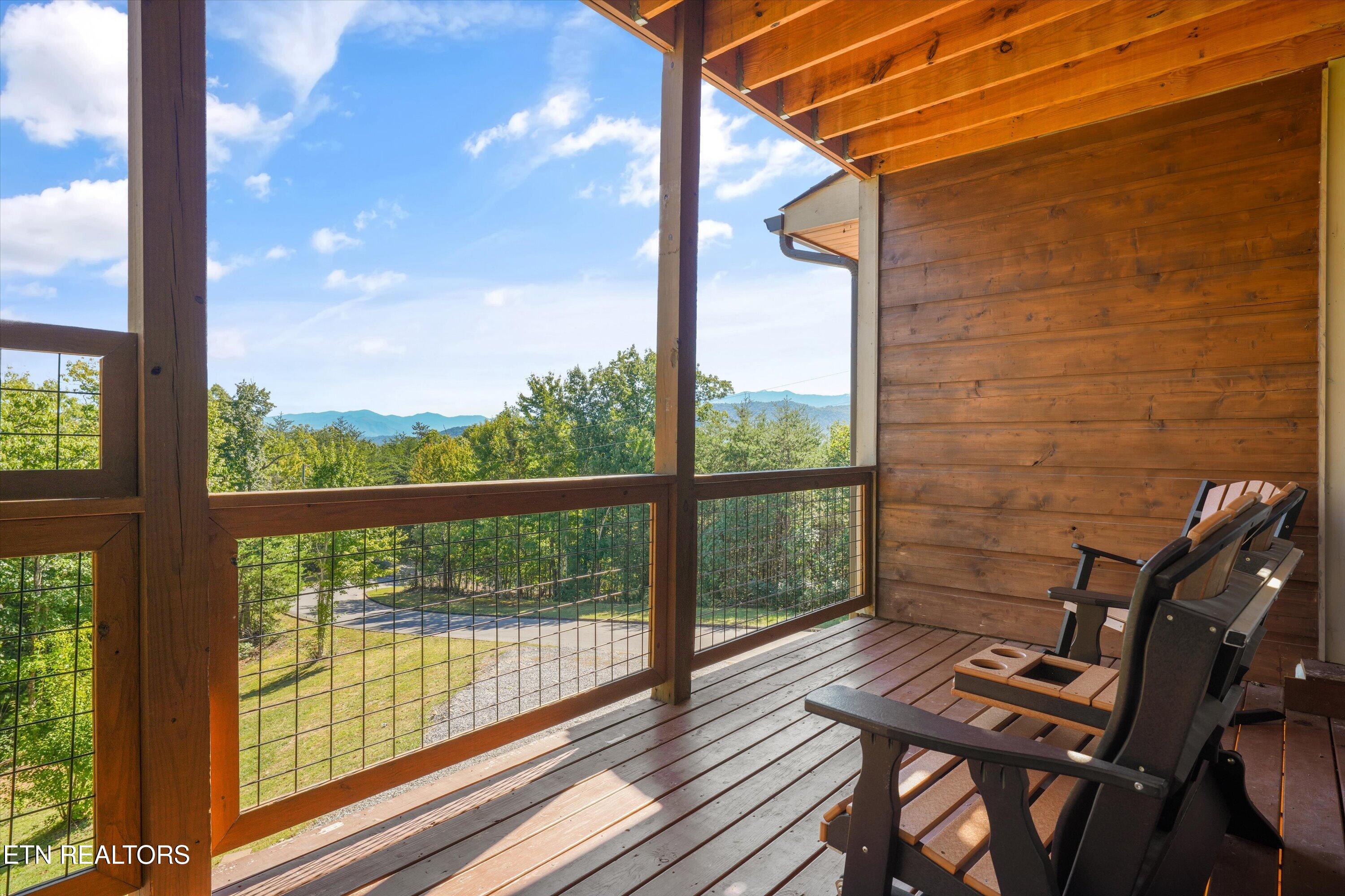1706 Pinestand Ridge Way Sevierville TN 37862