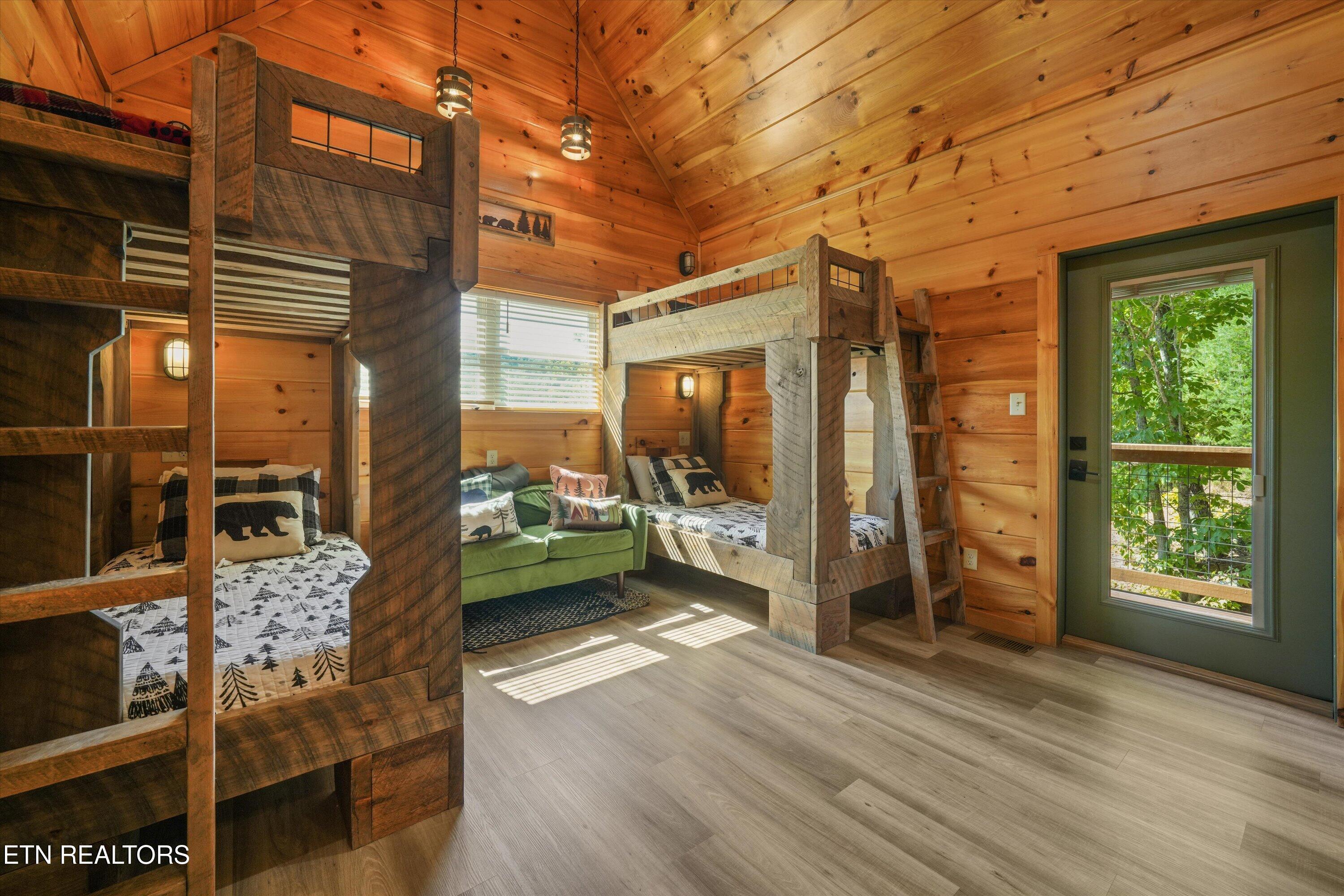 1706 Pinestand Ridge Way Sevierville TN 37862