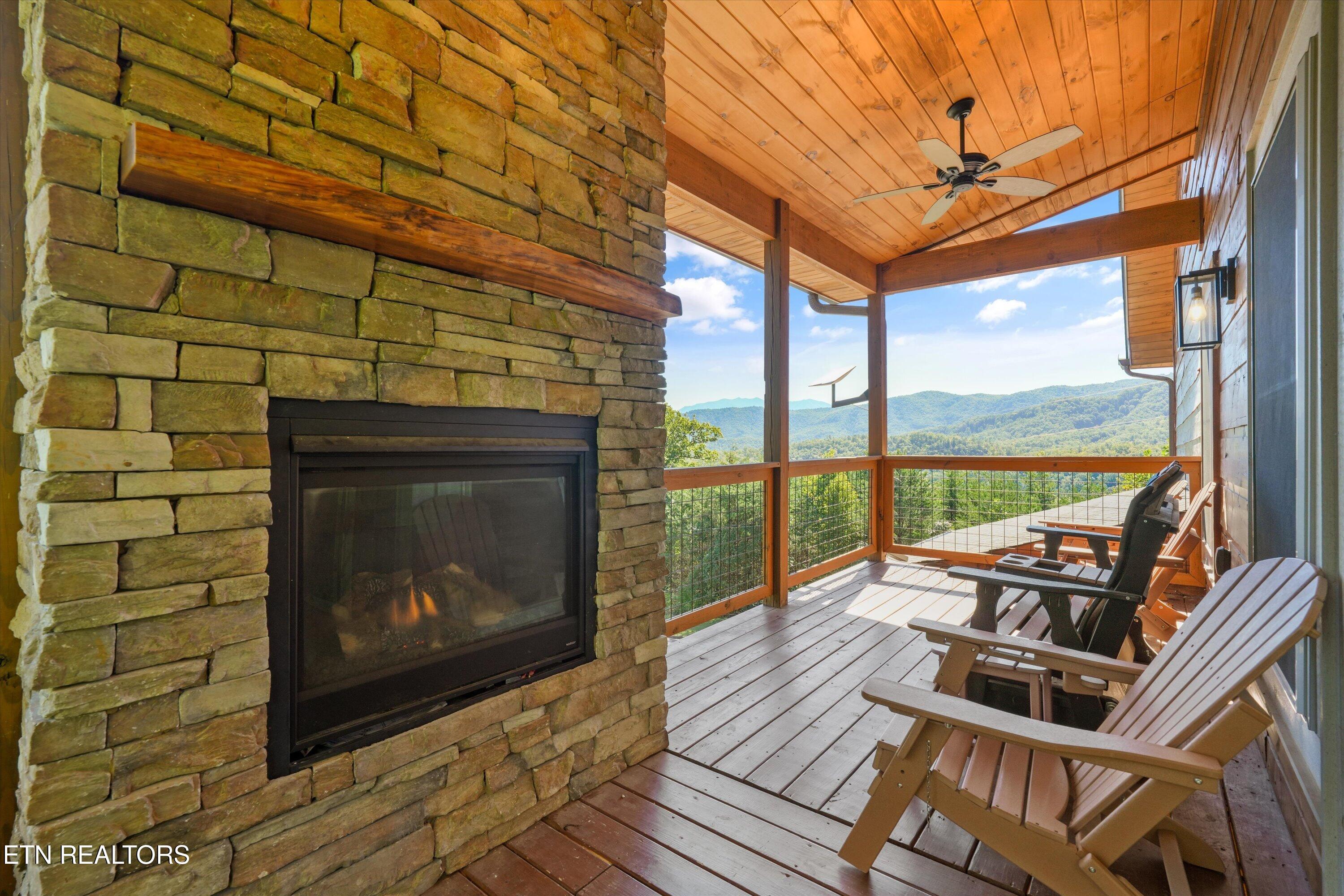 1706 Pinestand Ridge Way Sevierville TN 37862