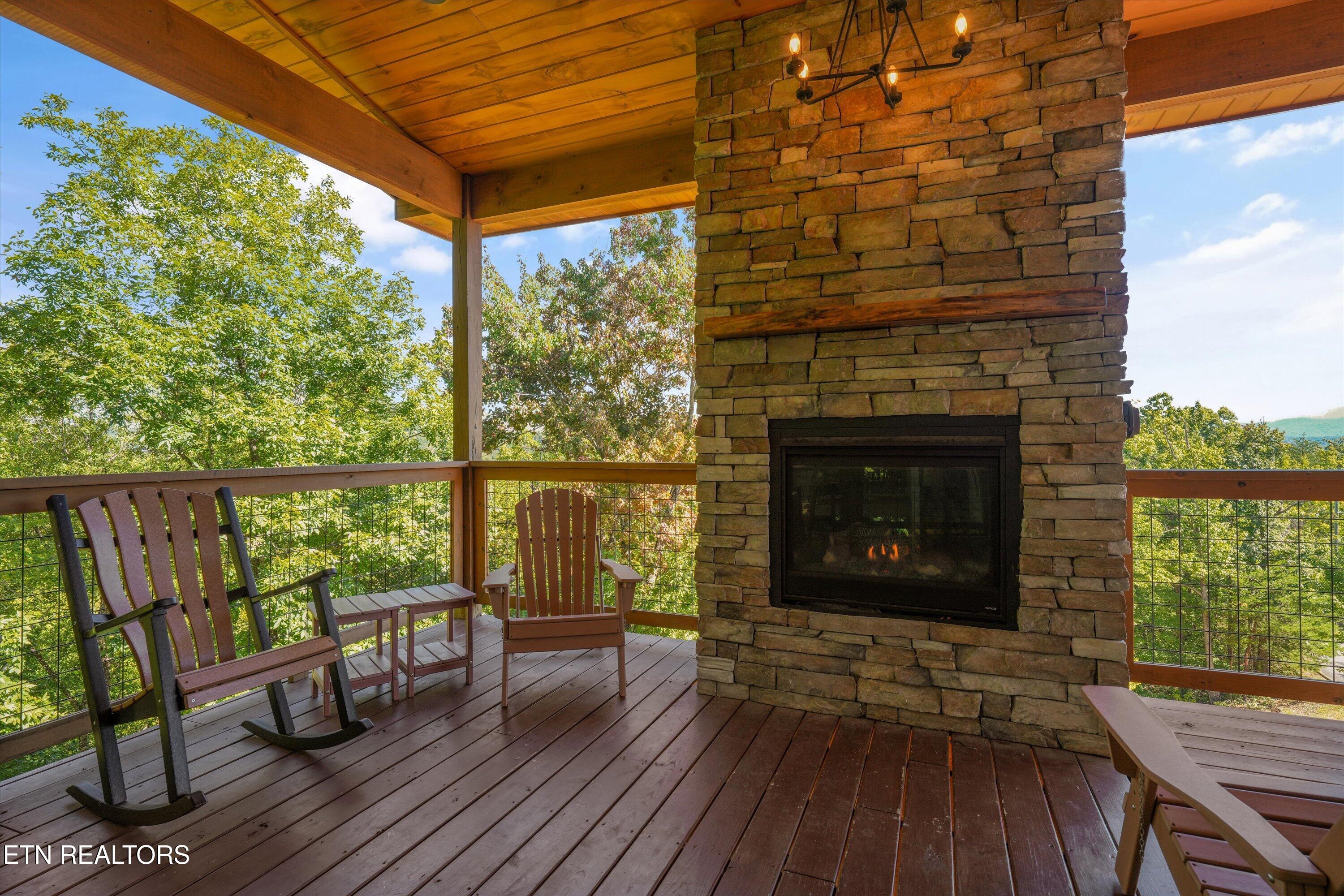 1706 Pinestand Ridge Way Sevierville TN 37862