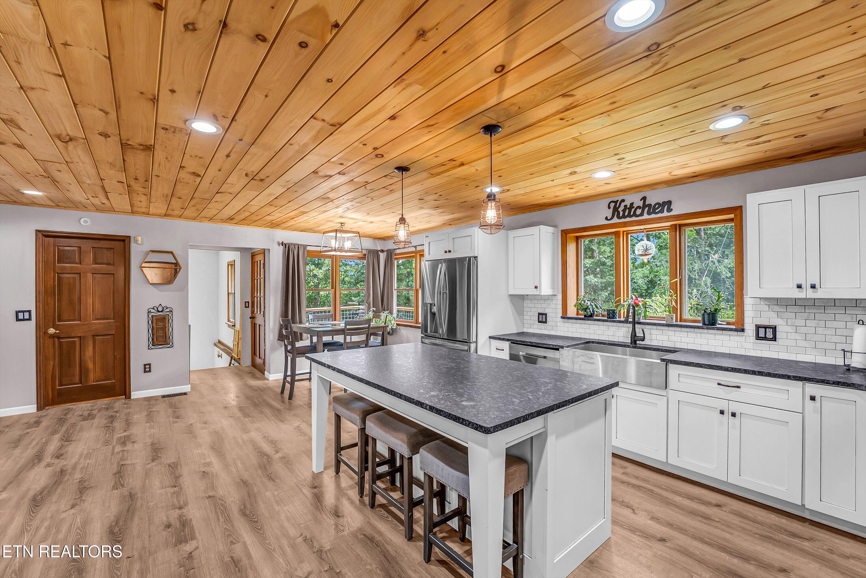 1131 Lindsey Drive Sevierville TN 37876