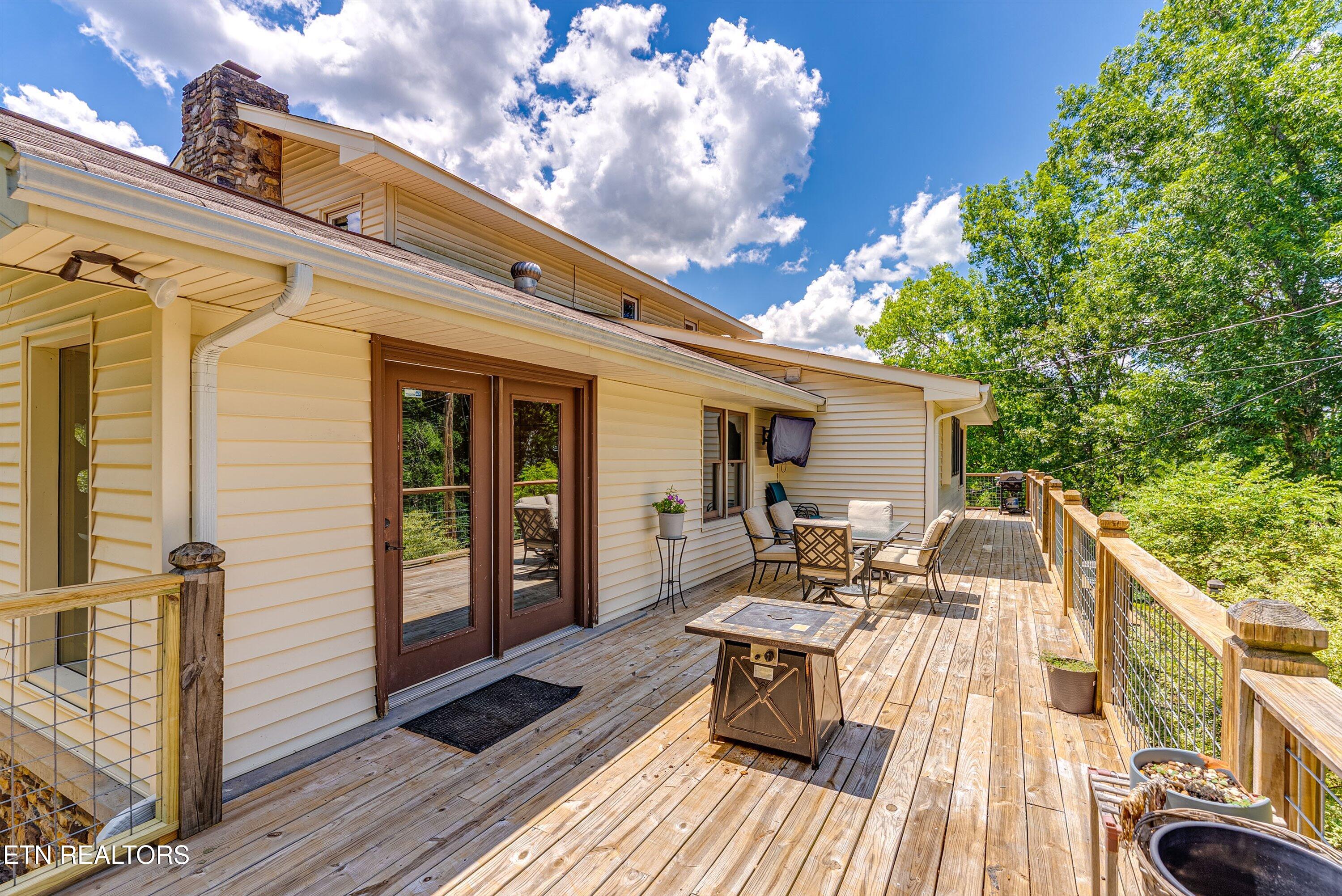1131 Lindsey Drive Sevierville TN 37876
