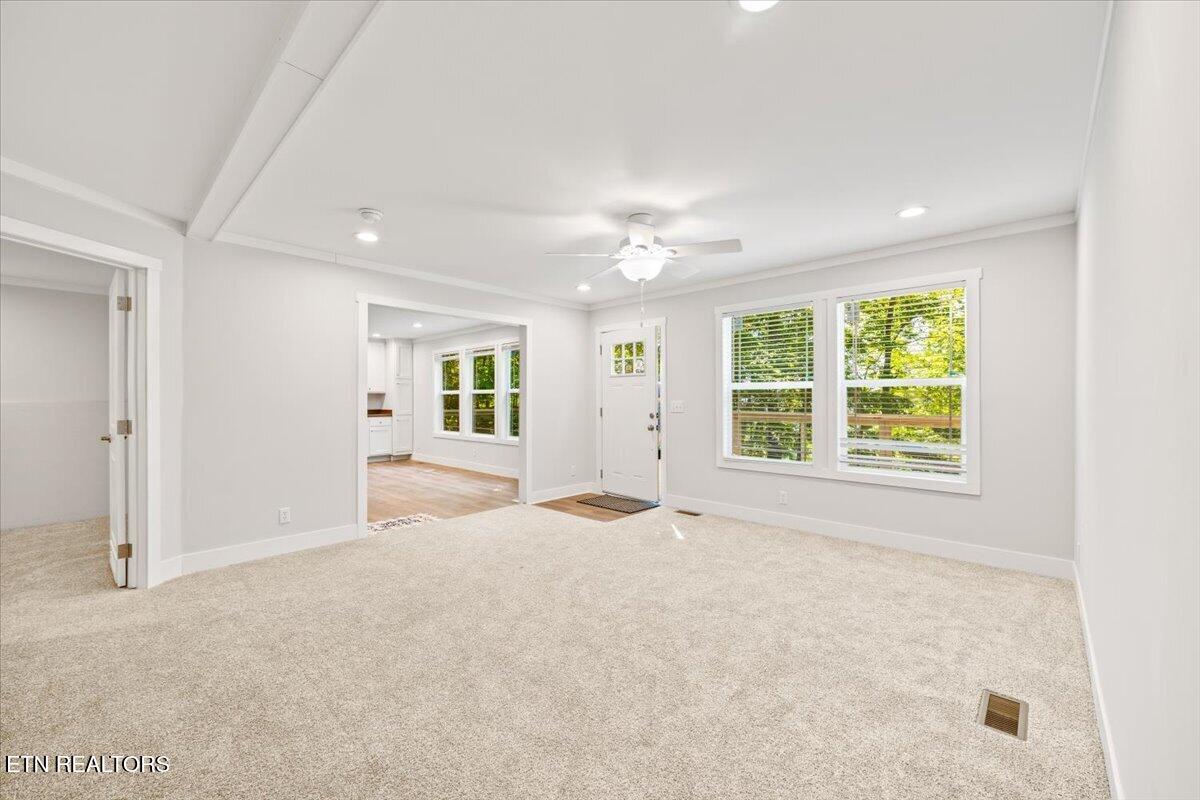 264 Rain Valley Road Lafollette TN 37766