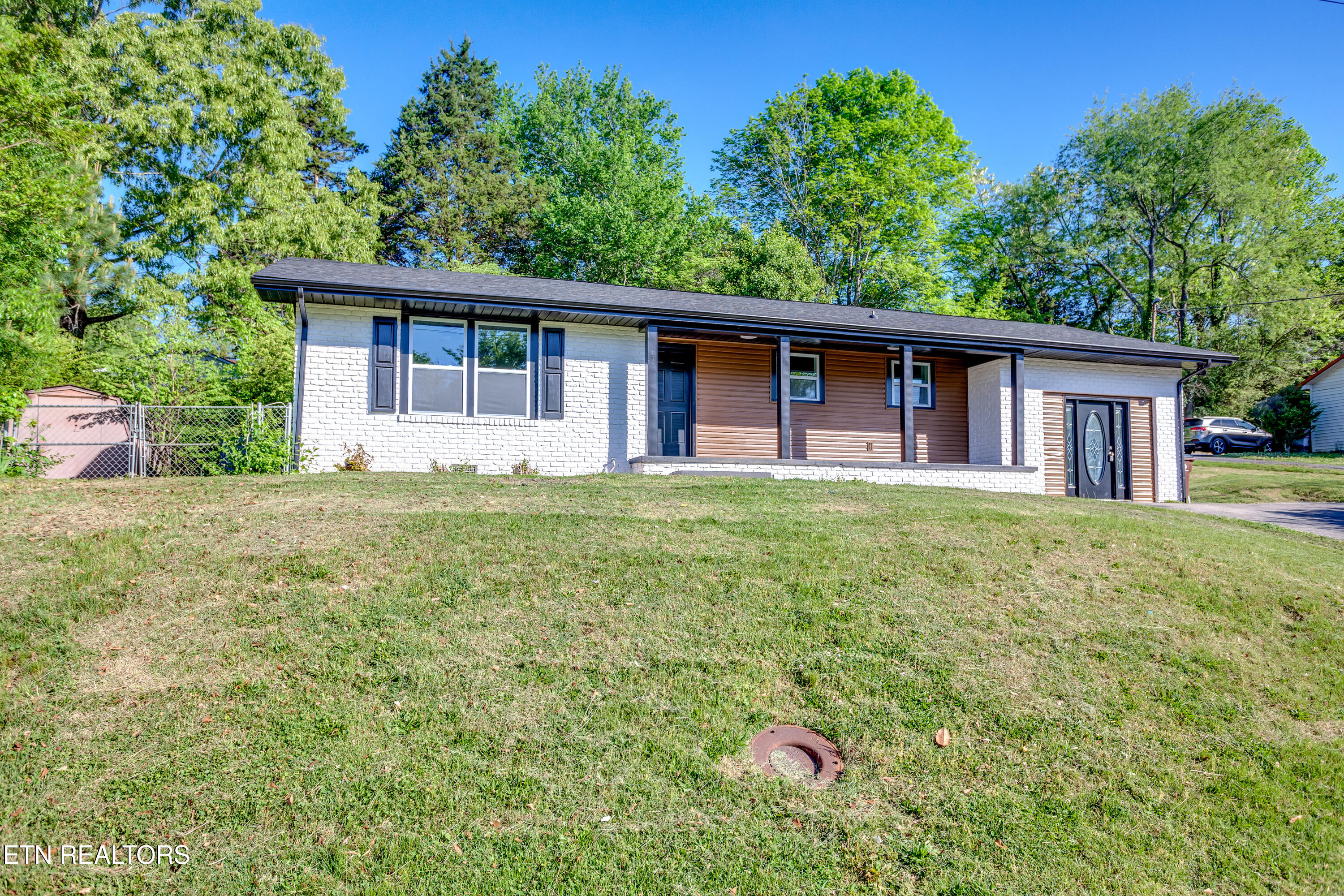 114 W Maiden Lane Oak Ridge TN 37830
